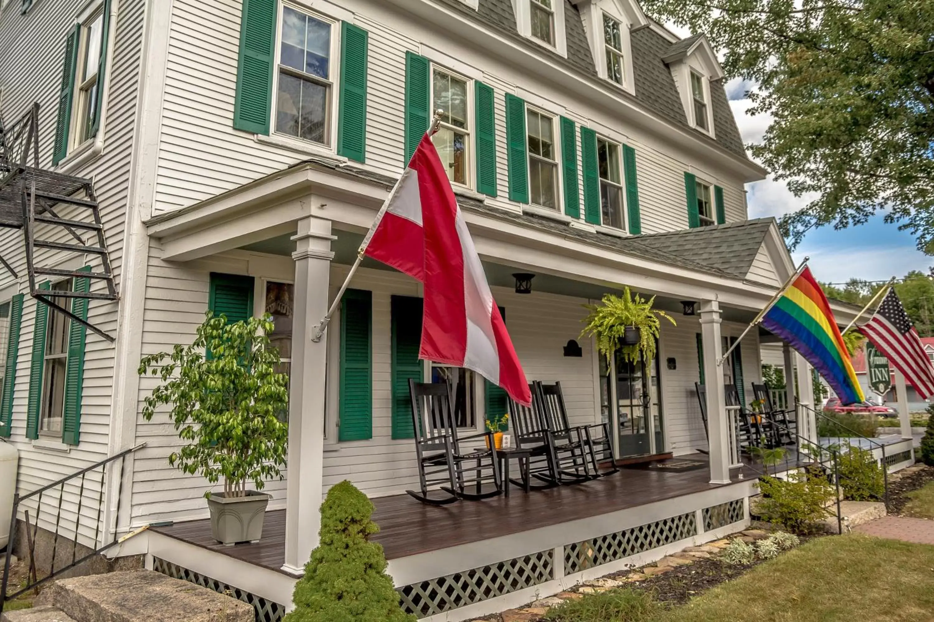 Facade/entrance, Property Building in Cranmore Inn and Suites, a North Conway boutique hotel