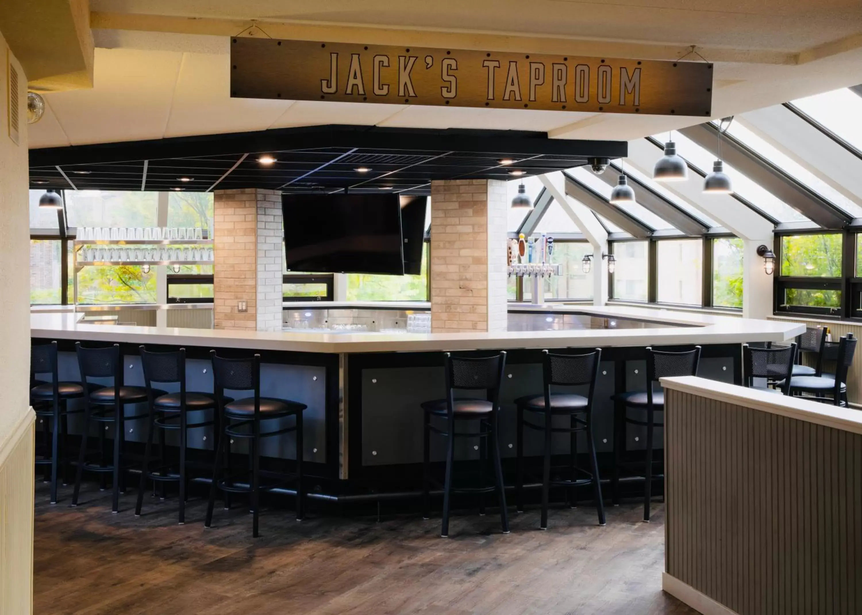 Restaurant/places to eat in Grand Traverse Resort and Spa Restaurant/places to eat in Grand Traverse Resort and Spa