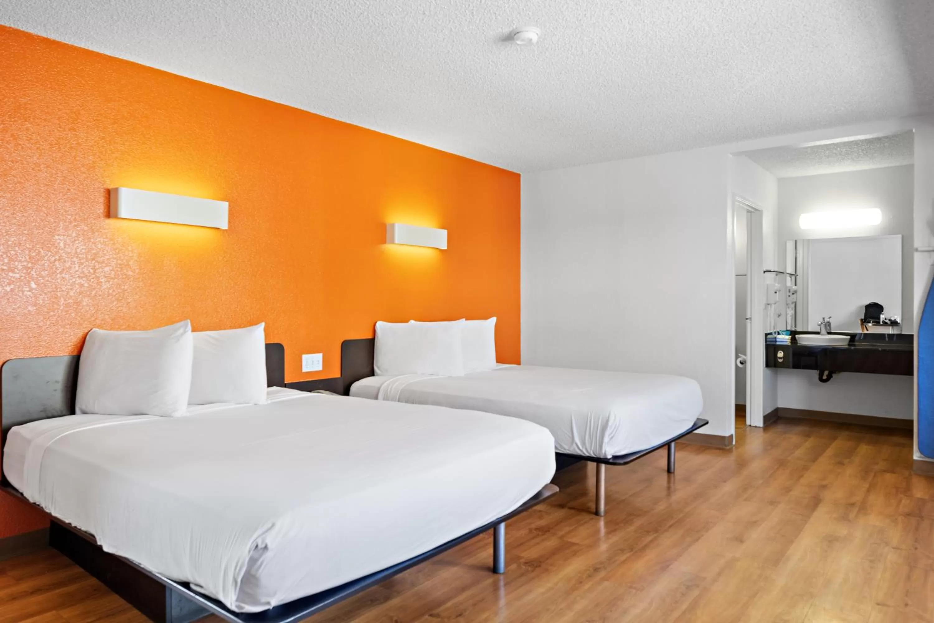 Bed in Carlsbad Village Inn