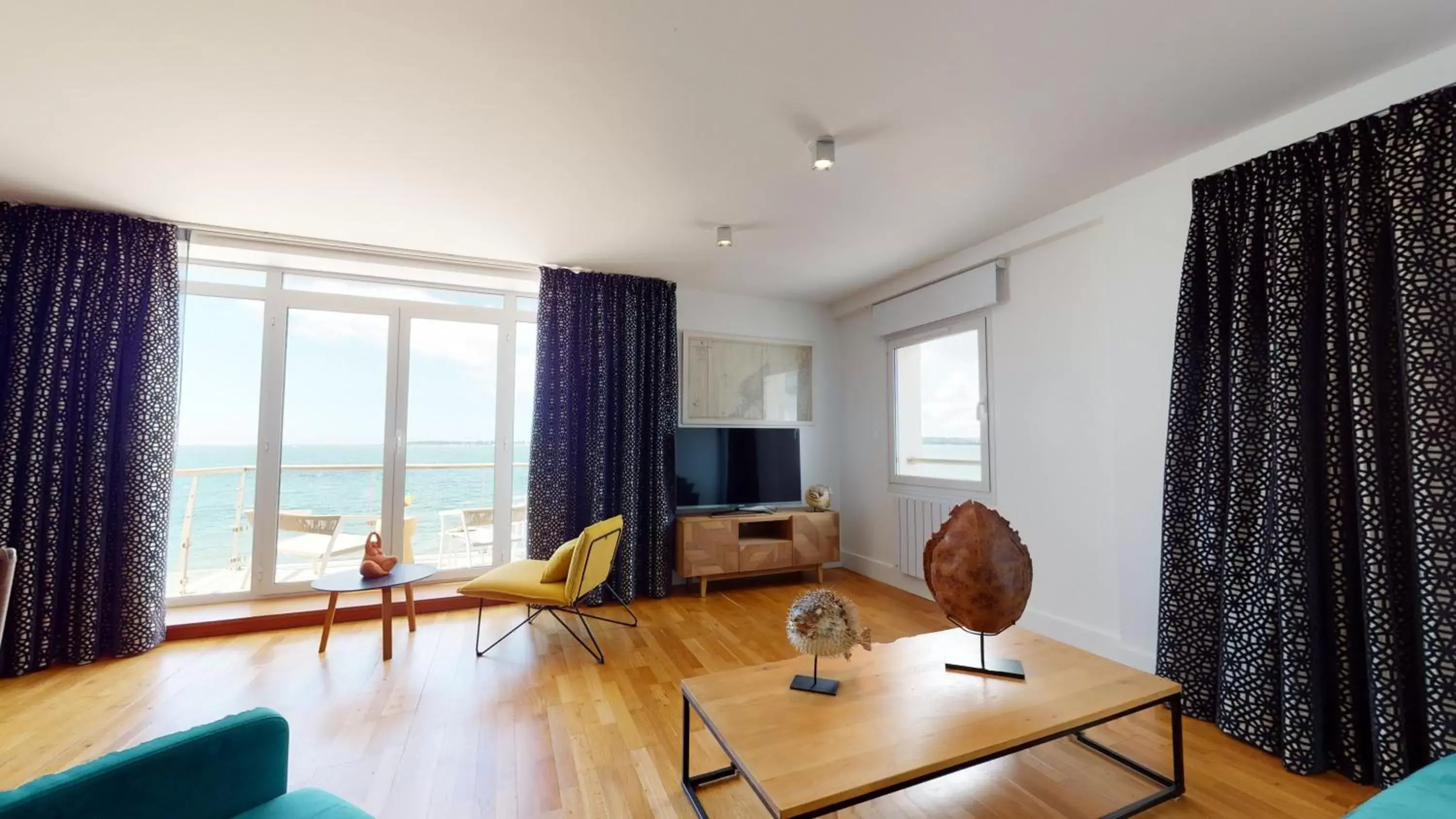 Living room in Les Sables Blancs