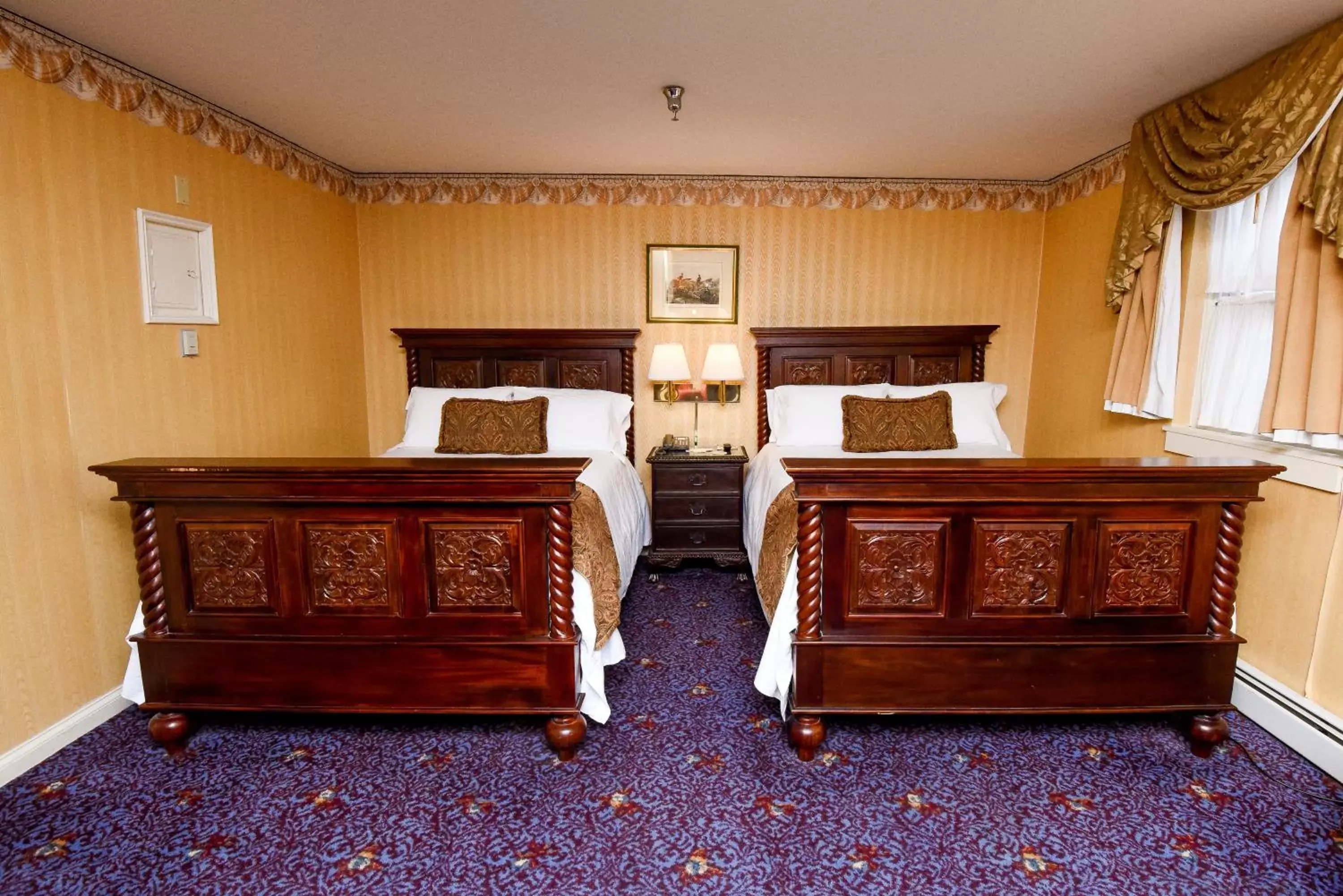 Bed in The Inn at Saratoga
