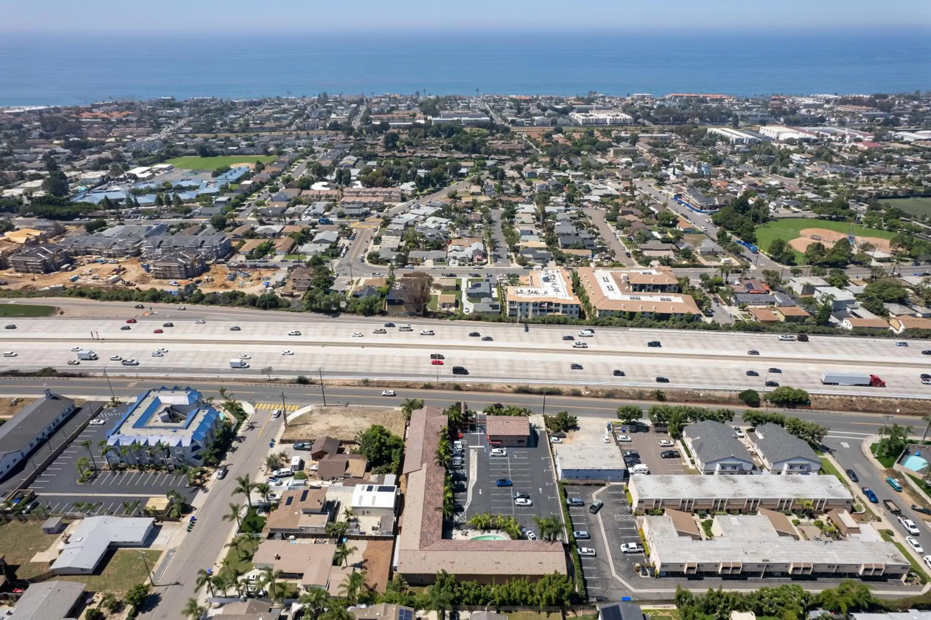 Sea view, Bird's-eye View in Motel 6 Carlsbad, Ca- North