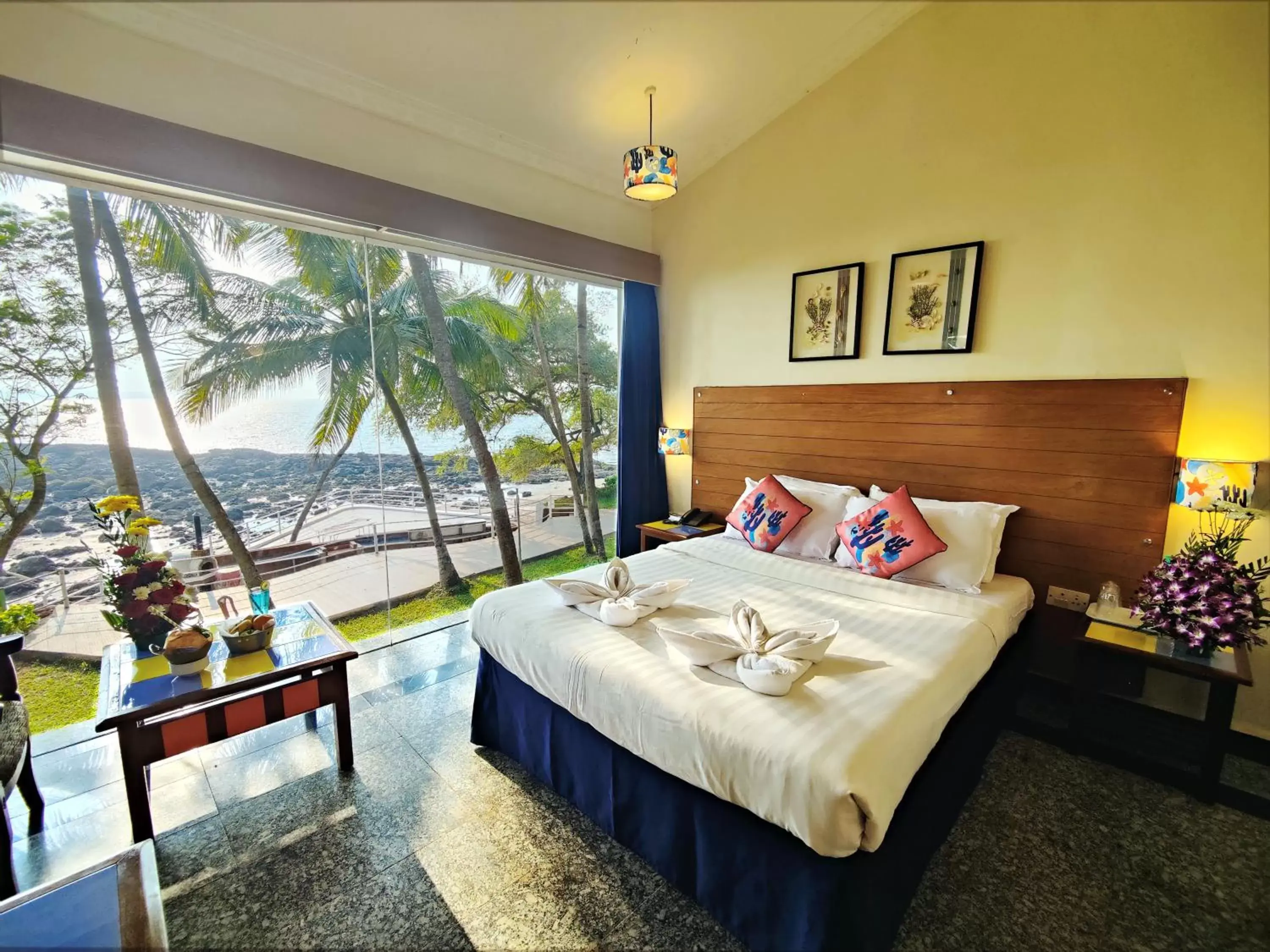 Bed in Bambolim Beach Resort