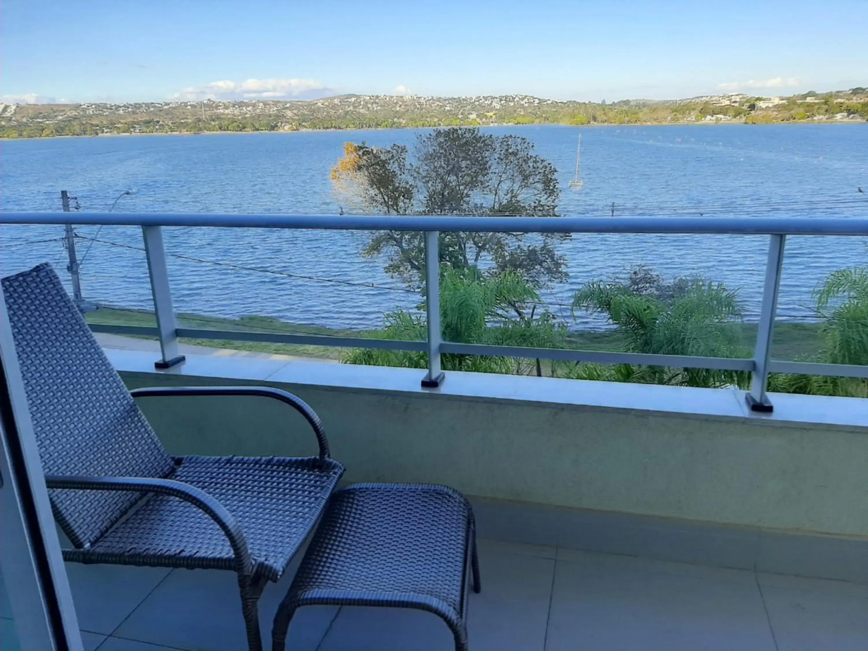 Balcony/Terrace in eSuites Spa Lagoa Santa