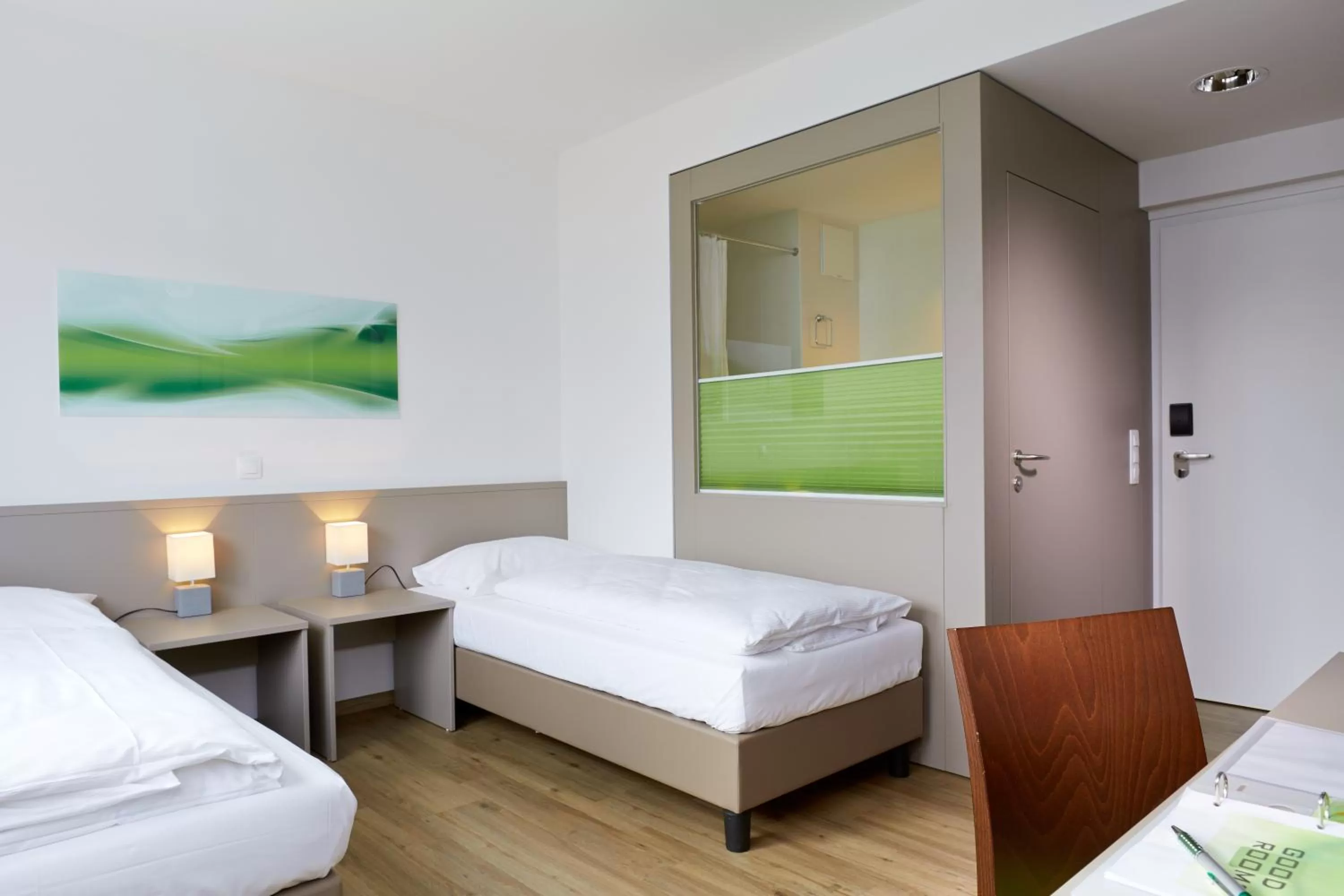 Bed in Good Rooms GmbH Guntramsdorf