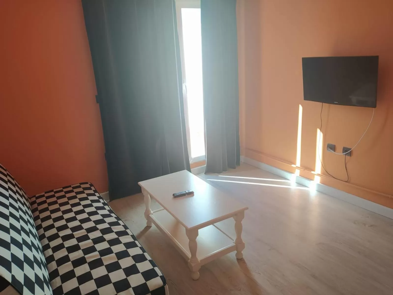 TV and multimedia, TV/Entertainment Center in Hotel Aro'S