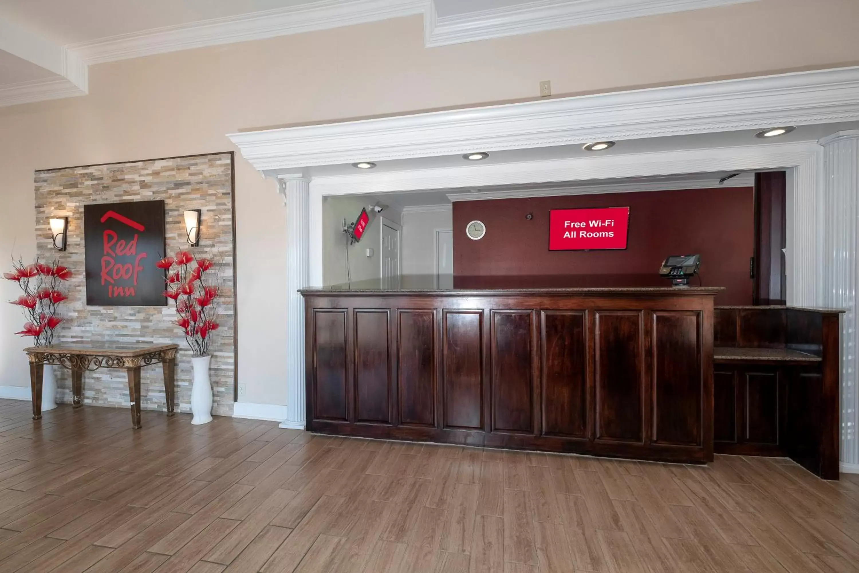 Lobby or reception, Lobby/Reception in Red Roof Inn Muscle Shoals