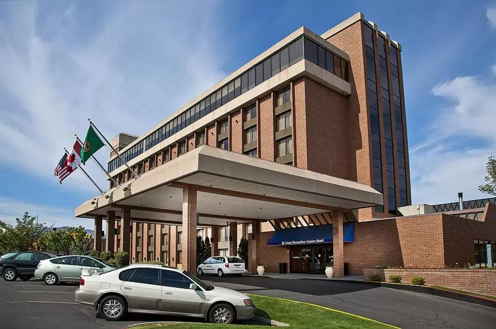 Property building in Coast Wenatchee Center Hotel Property building in Coast Wenatchee Center Hotel