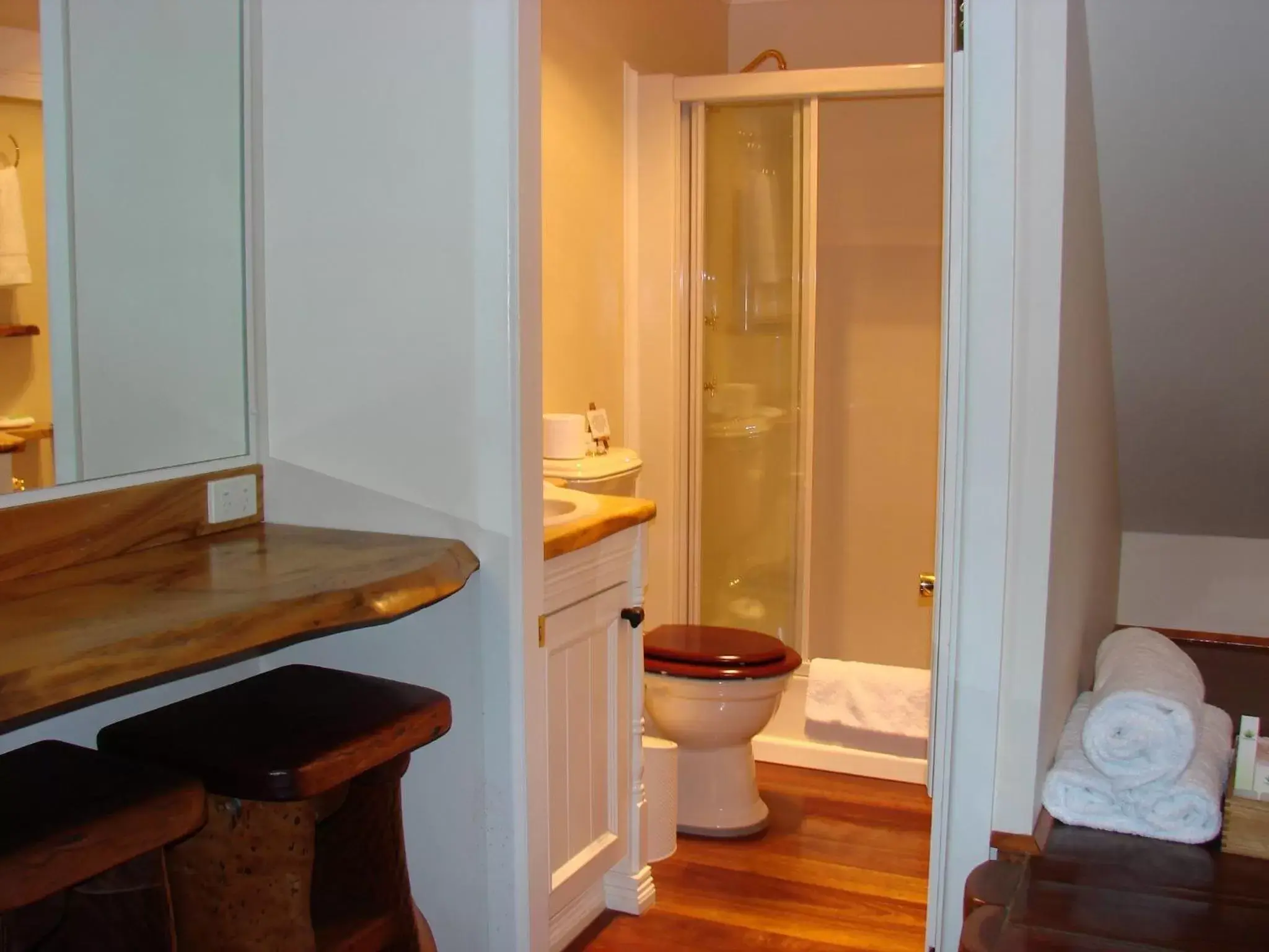 Bathroom in Clarence River Bed & Breakfast