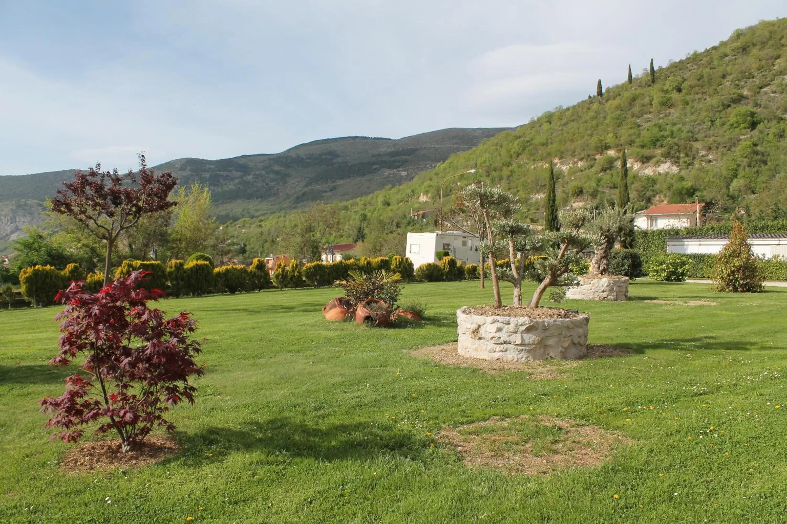 Garden in FILIPPONE HOTEL&RISTORANTE