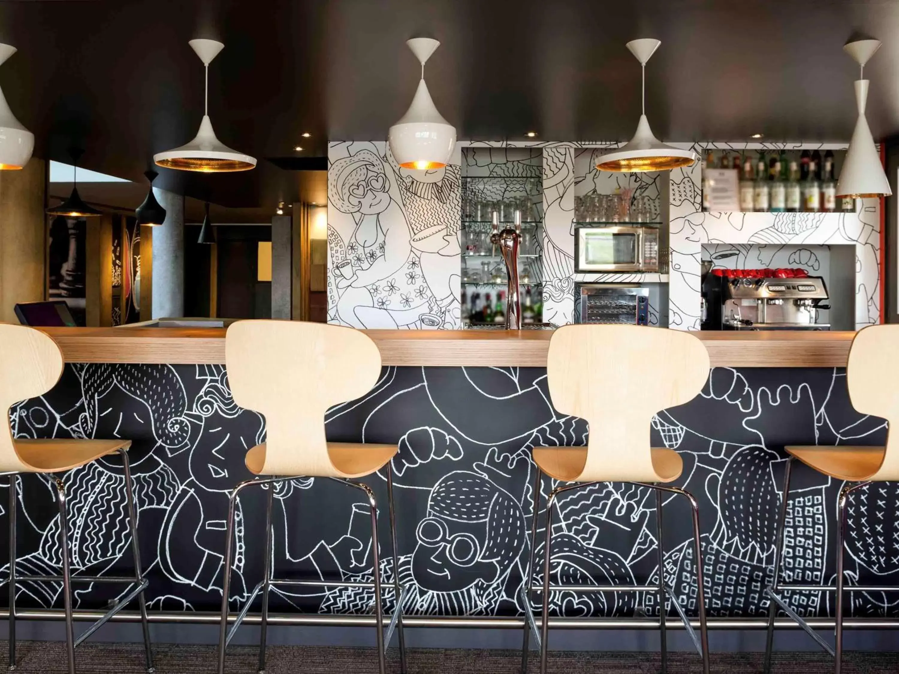 Lounge or bar, Lounge/Bar in ibis Pau Lescar