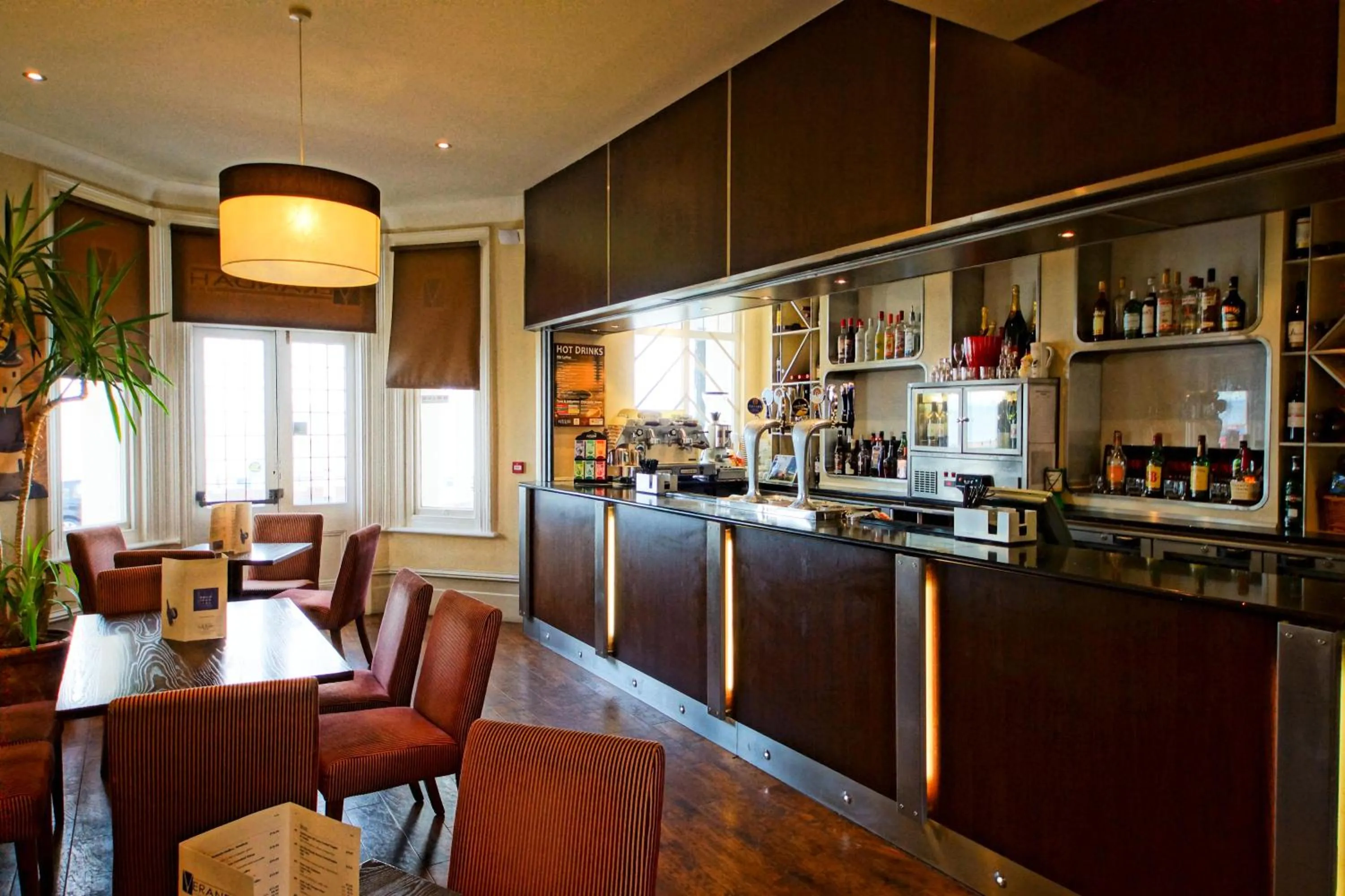 Lounge or bar in Best Western York House Hotel