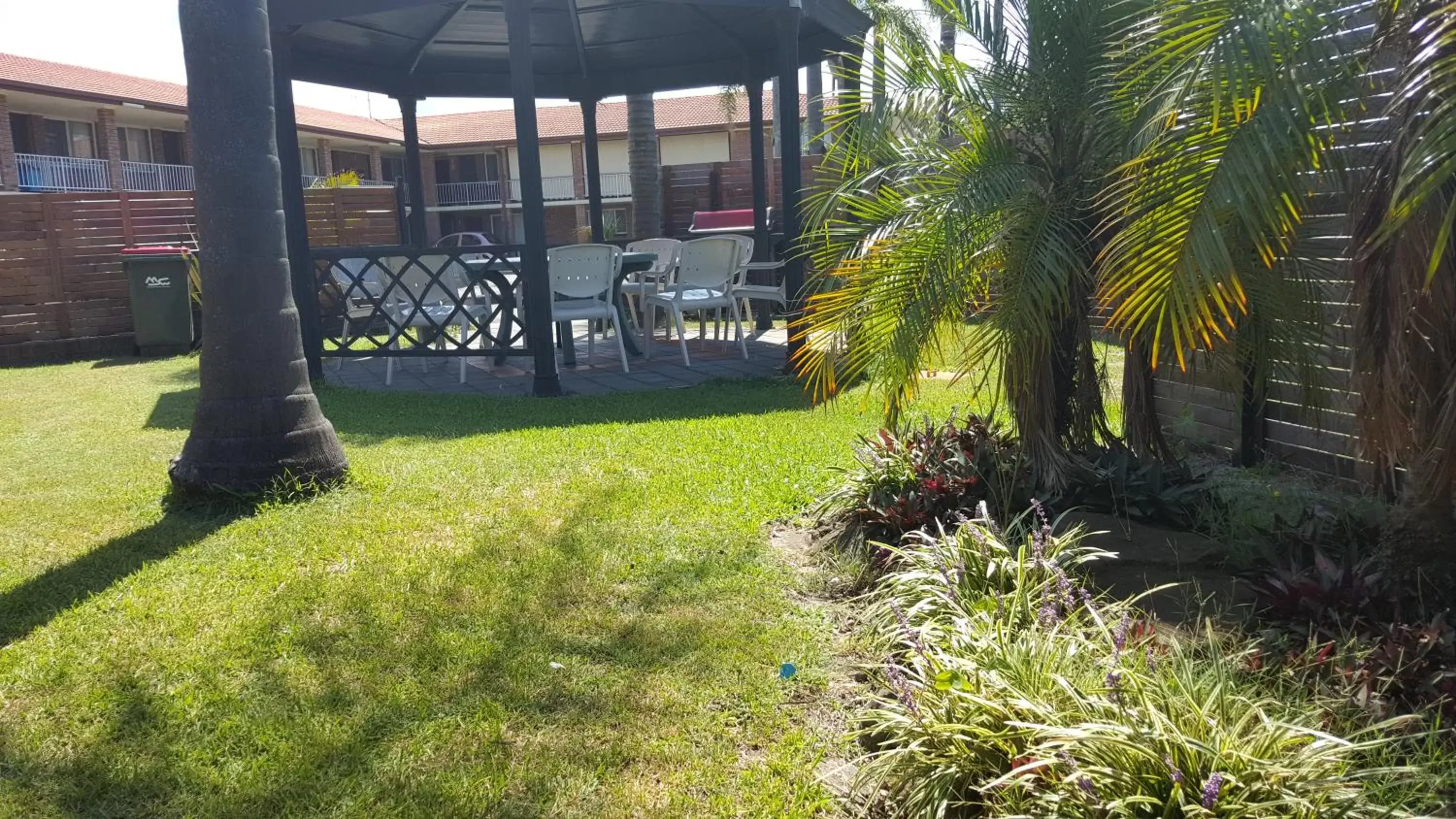 Day in Tuncurry Motor Lodge