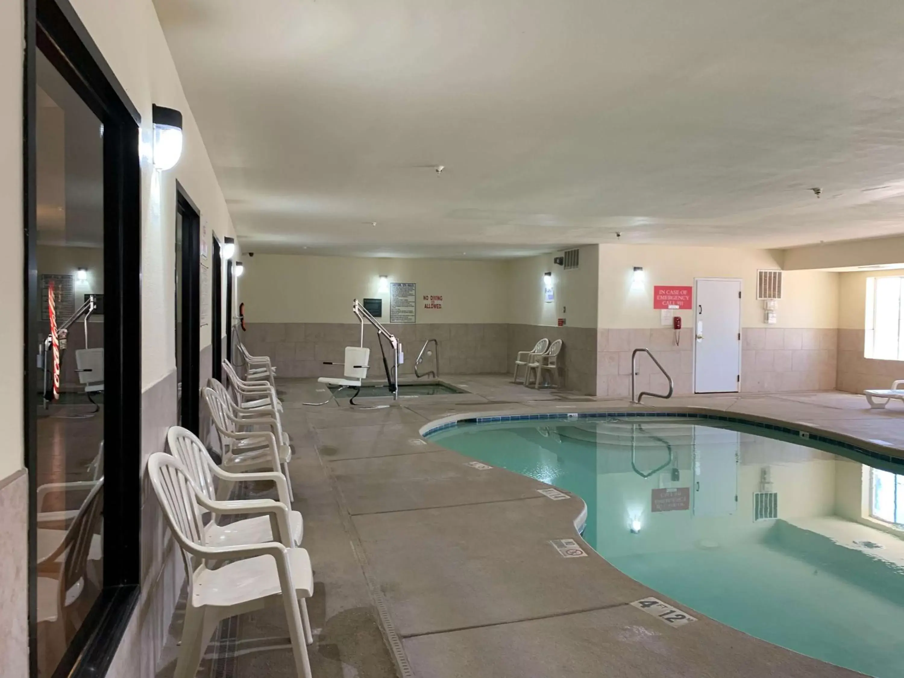 Activities, Swimming Pool in Studio 6 Hobbs NM Event Center