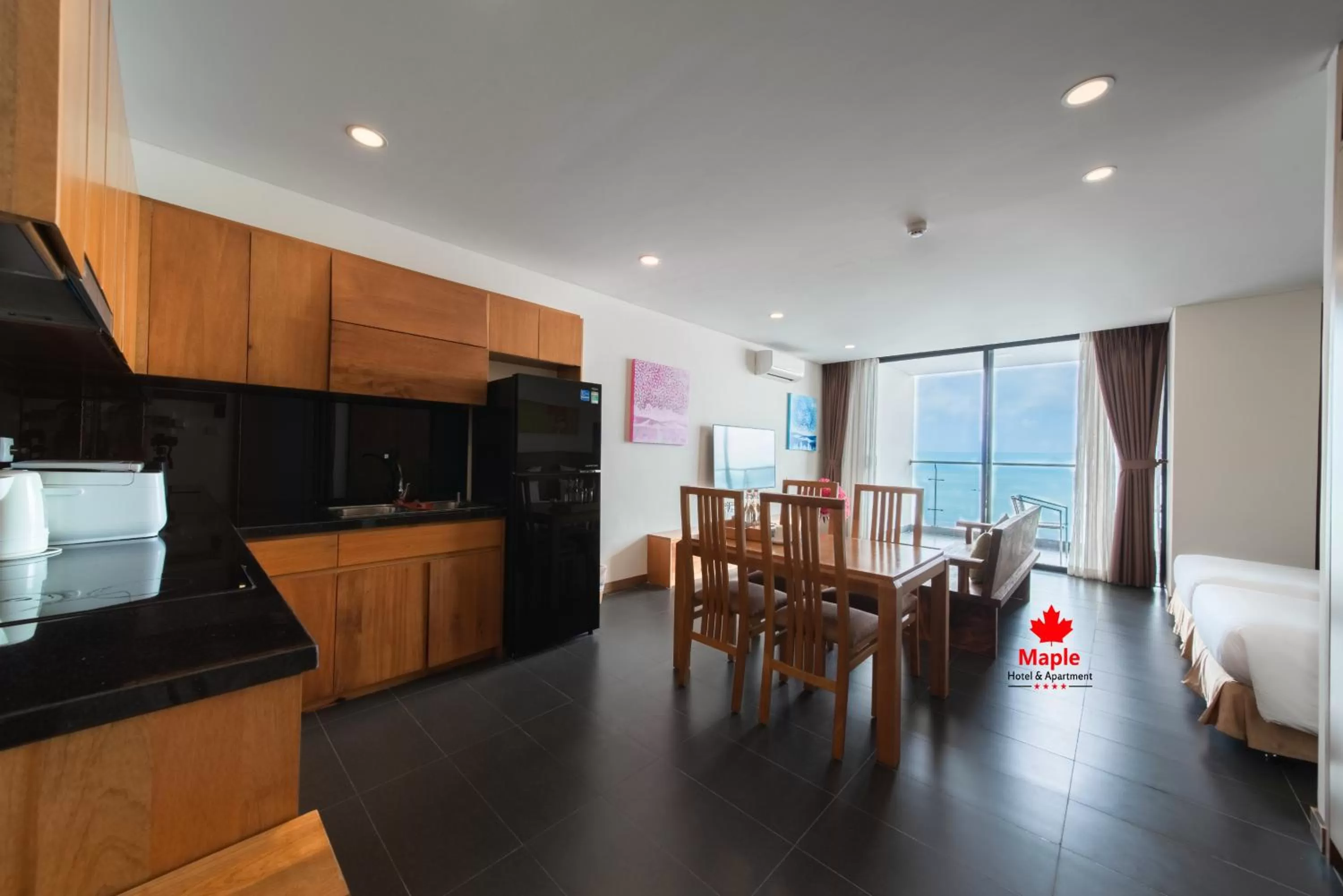 TV and multimedia in Maple Hotel & Apartment