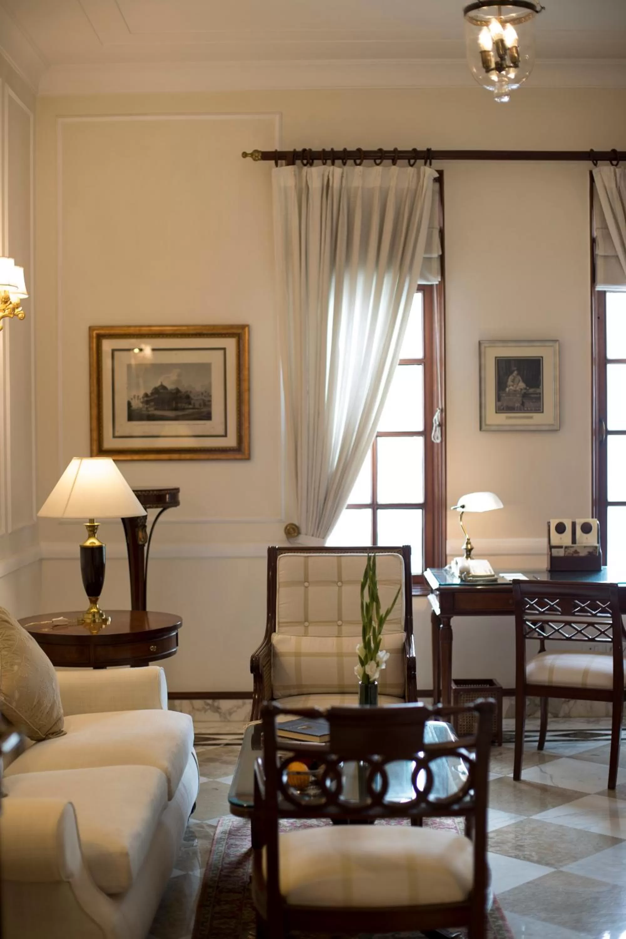 Seating area in The Imperial, New Delhi