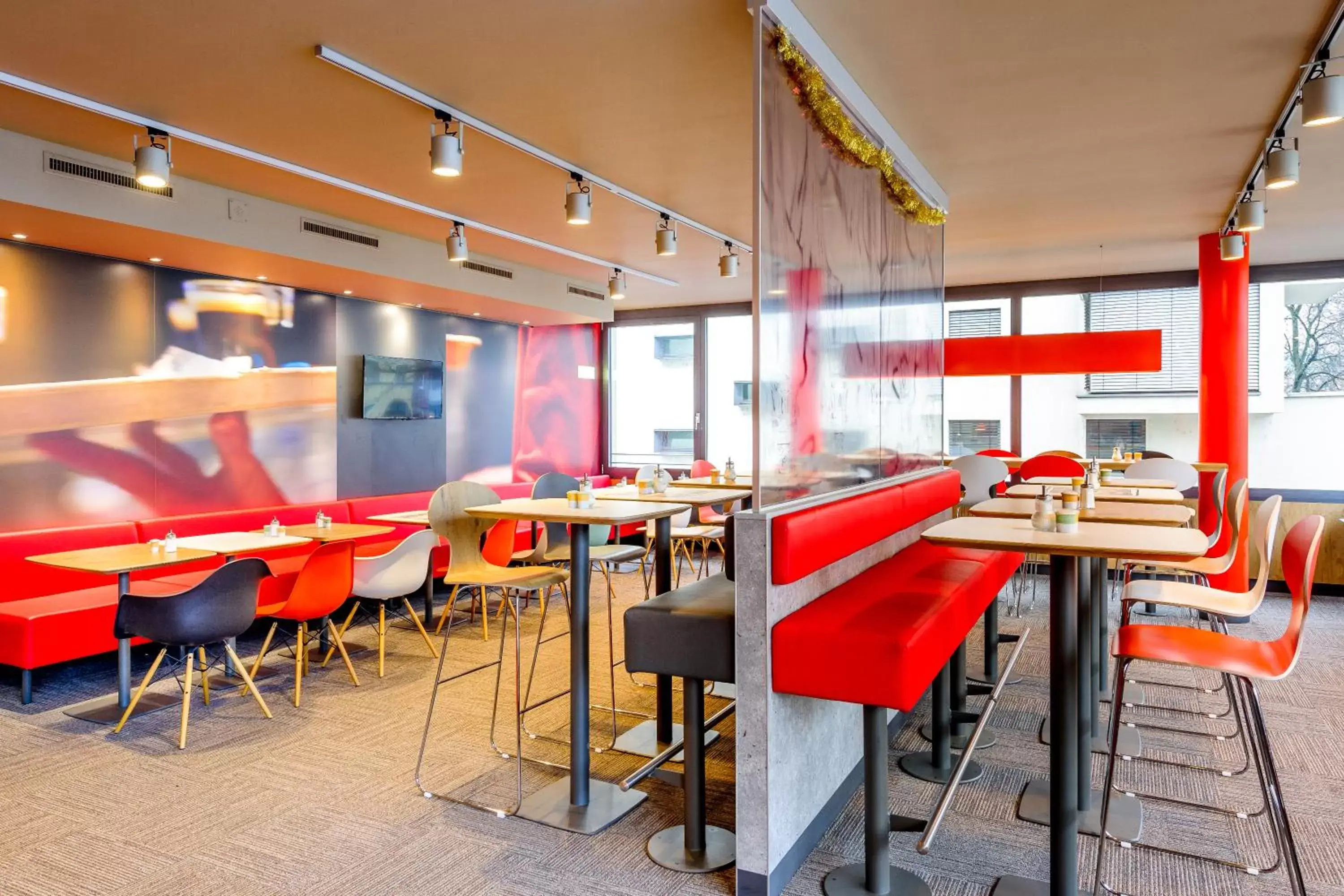 Restaurant/Places to Eat in Hotel Ibis Bregenz