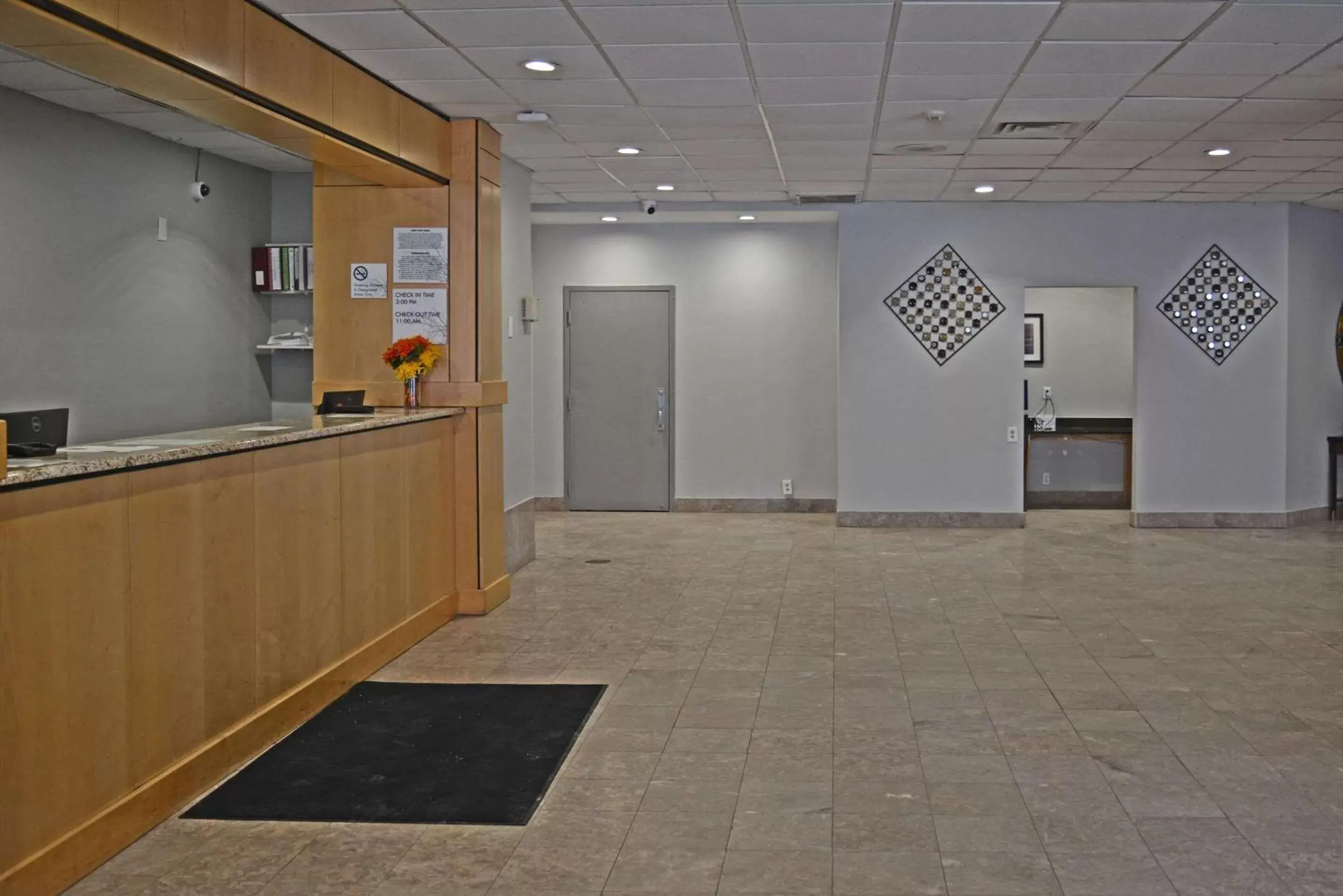 Lobby or reception in Quality Inn & Suites East Syracuse - Carrier Circle