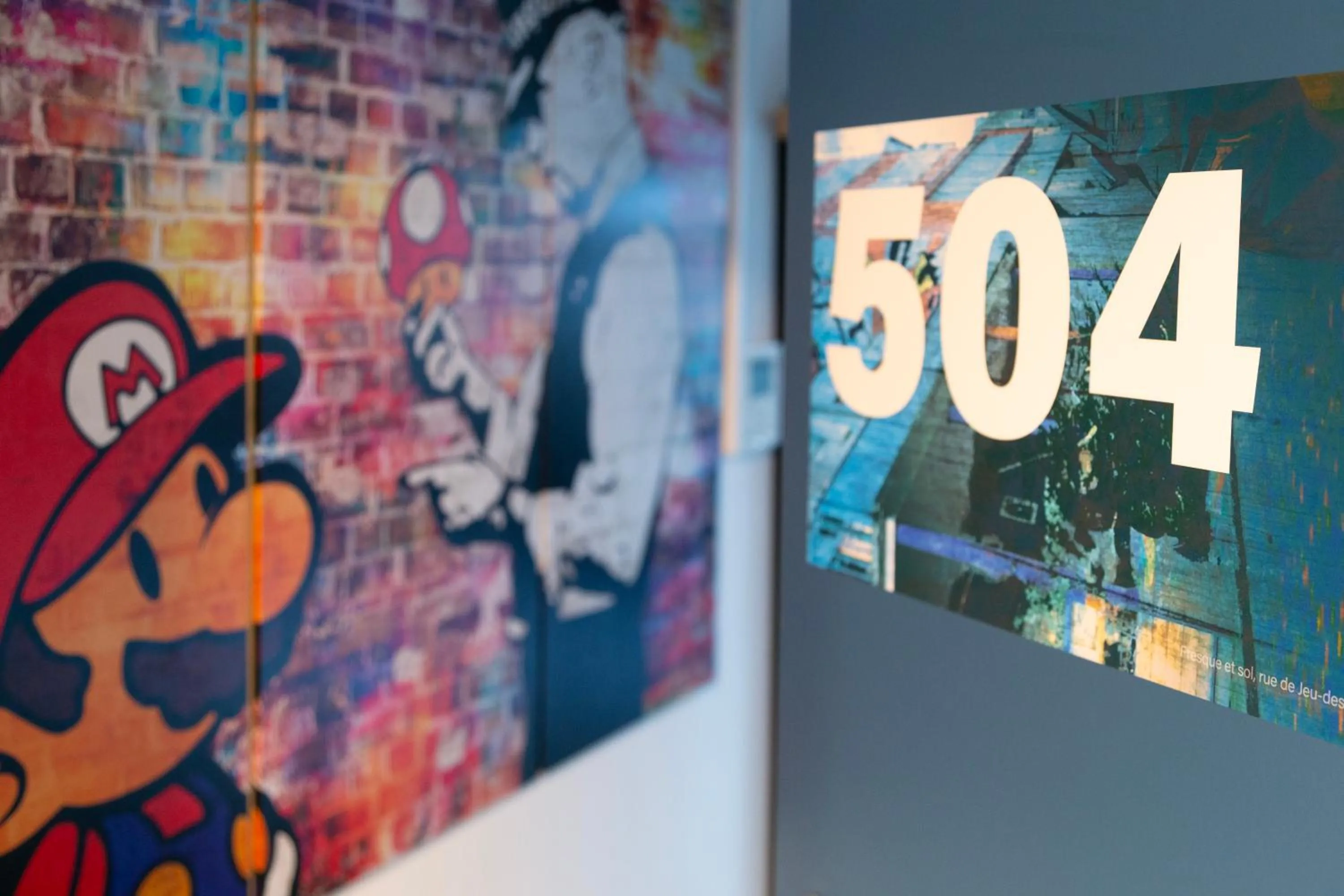 Decorative detail in Hotel Victoria