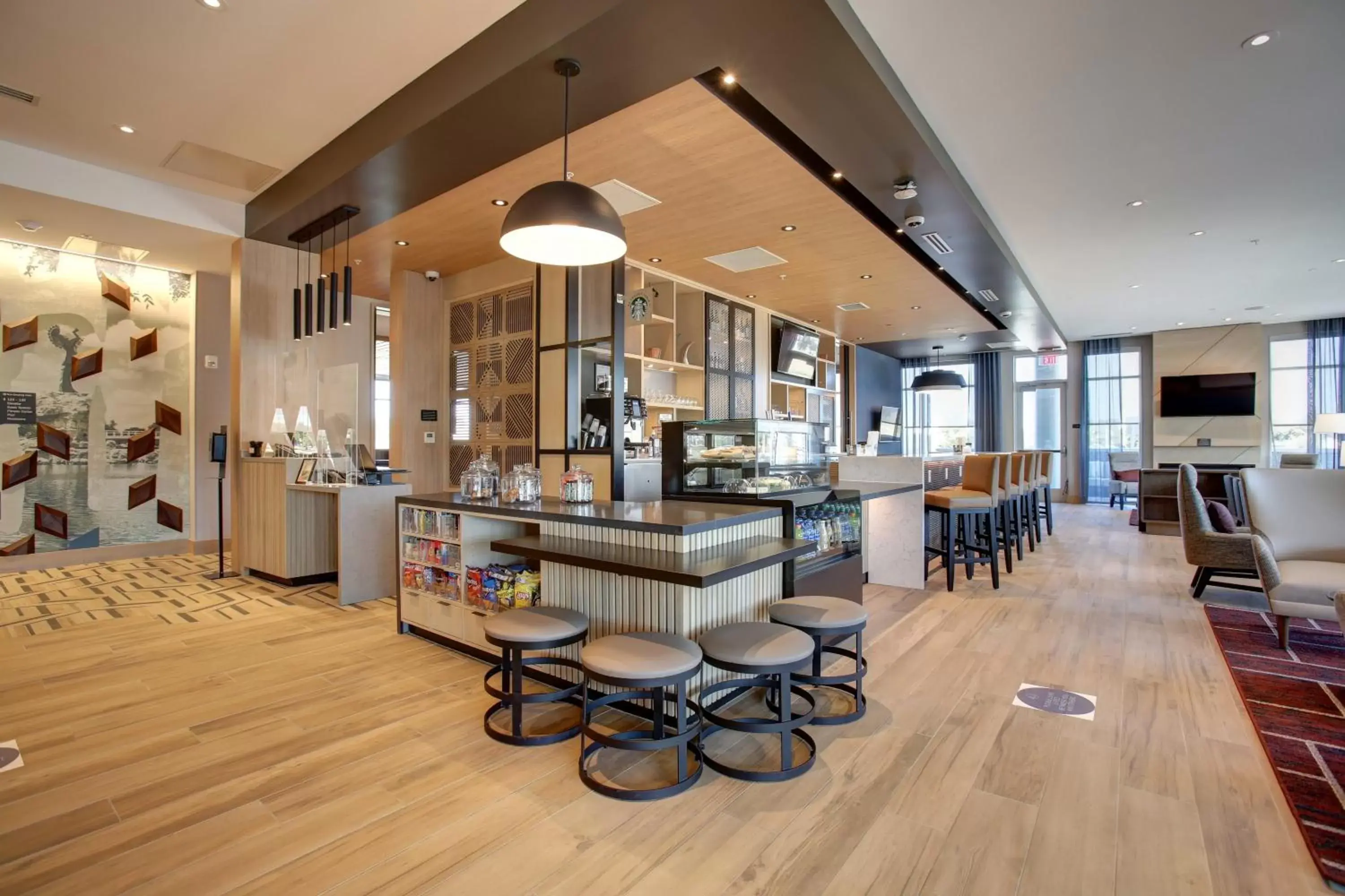 Restaurant/Places to Eat in Hyatt Place at Wichita State University