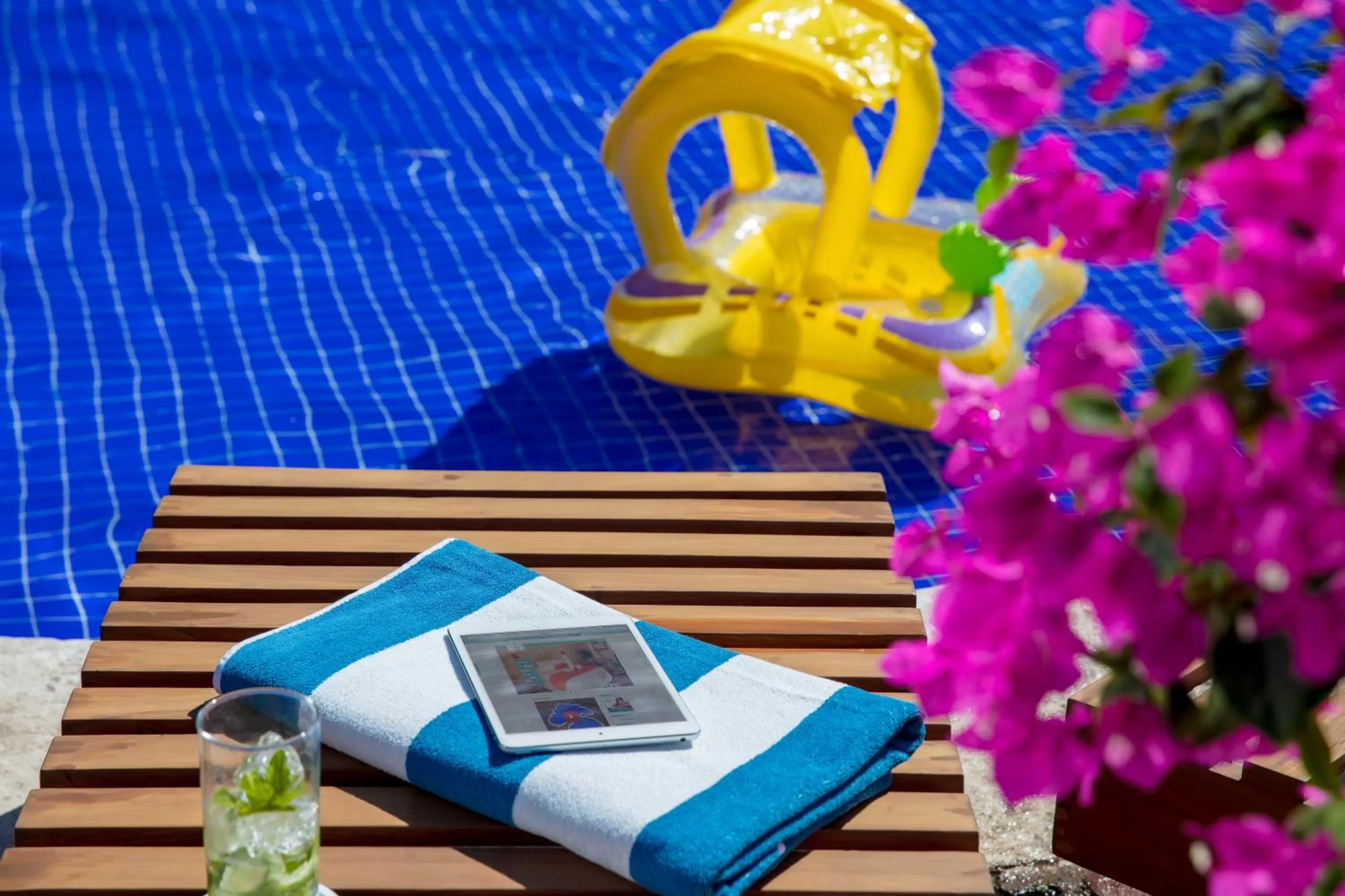 Swimming pool in Flamingo Vallarta Hotel & Marina