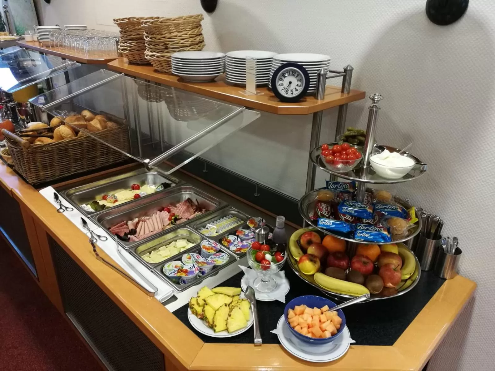 Buffet breakfast in Hotel am Weiher