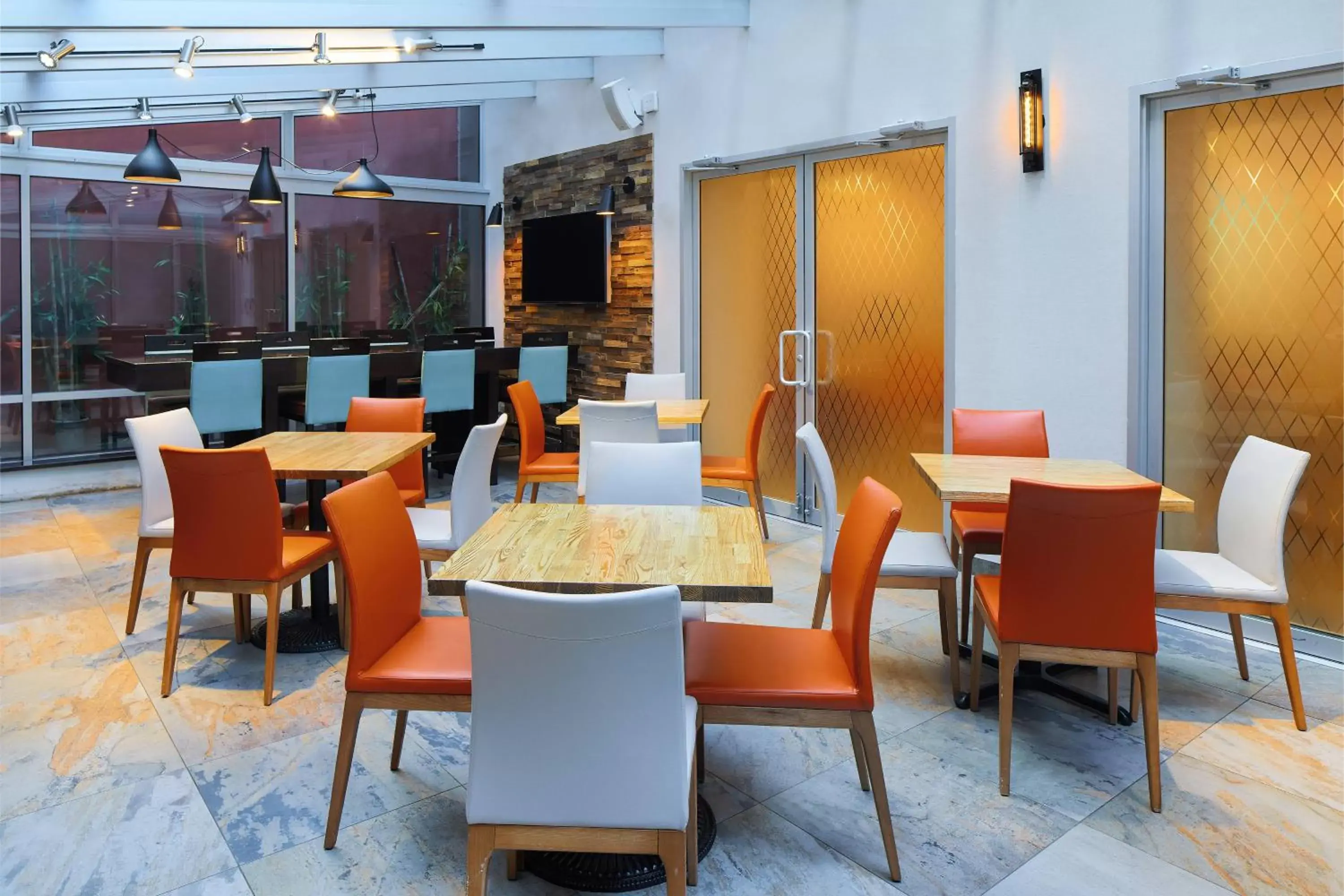 Breakfast, Restaurant/Places to Eat in Fairfield Inn & Suites by Marriott New York Manhattan/Chelsea