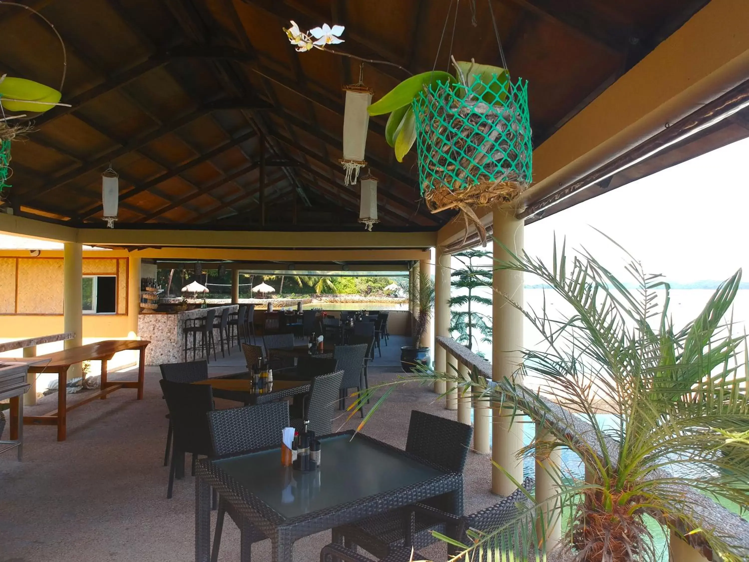 Restaurant/Places to Eat in Chindonan Dive Resort