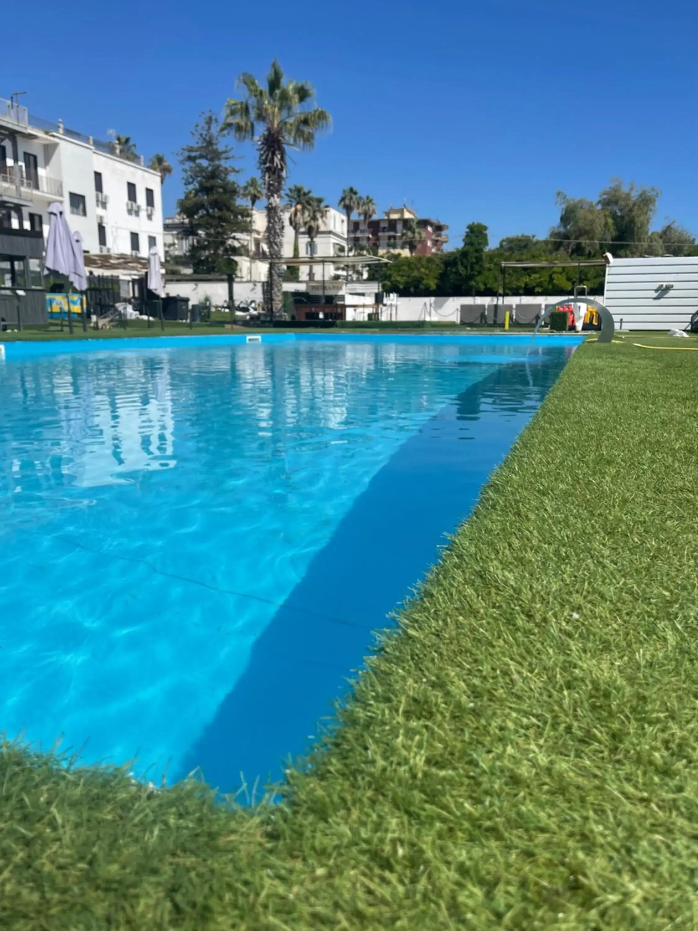 Swimming Pool in Hotel Borbonico di Pietrarsa