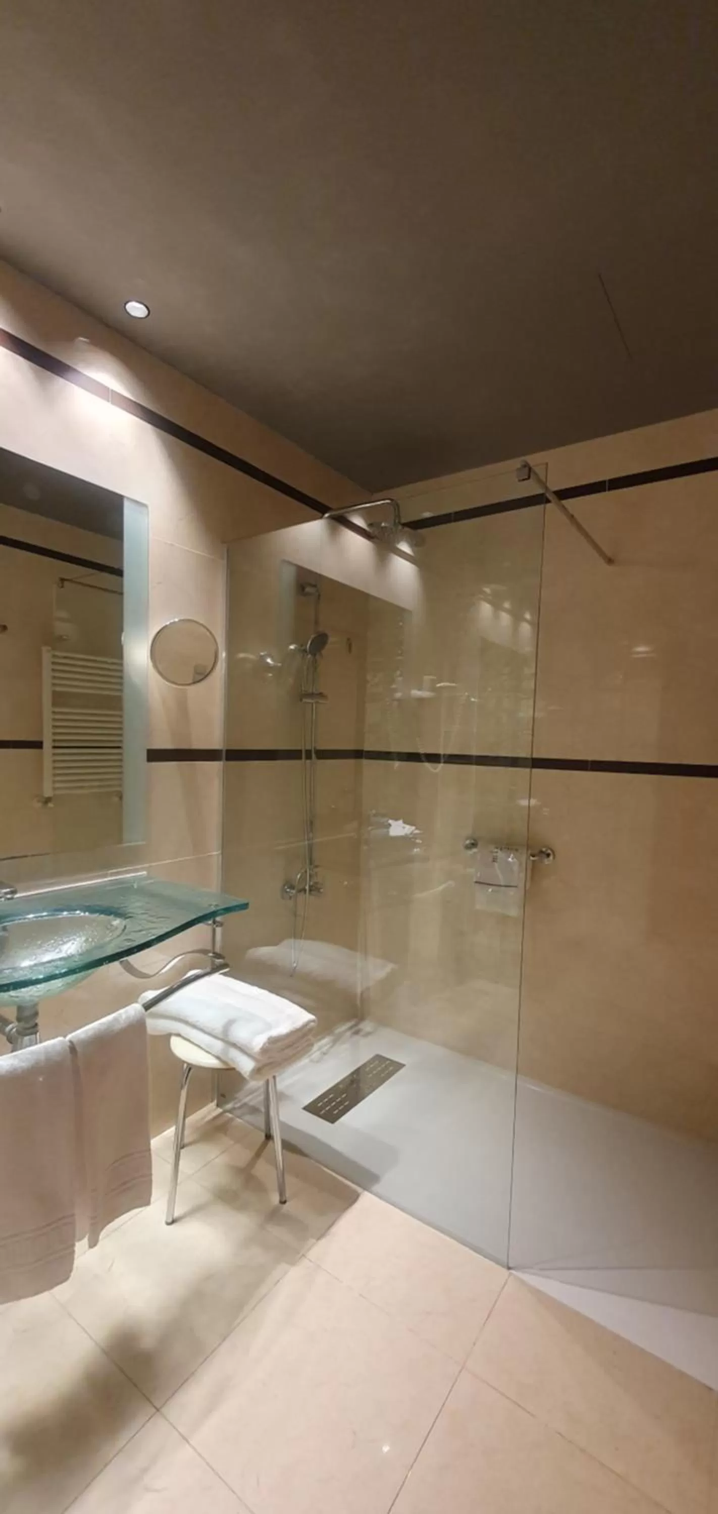 Bathroom in Miami Mar - Boutique Hotel & Restaurante