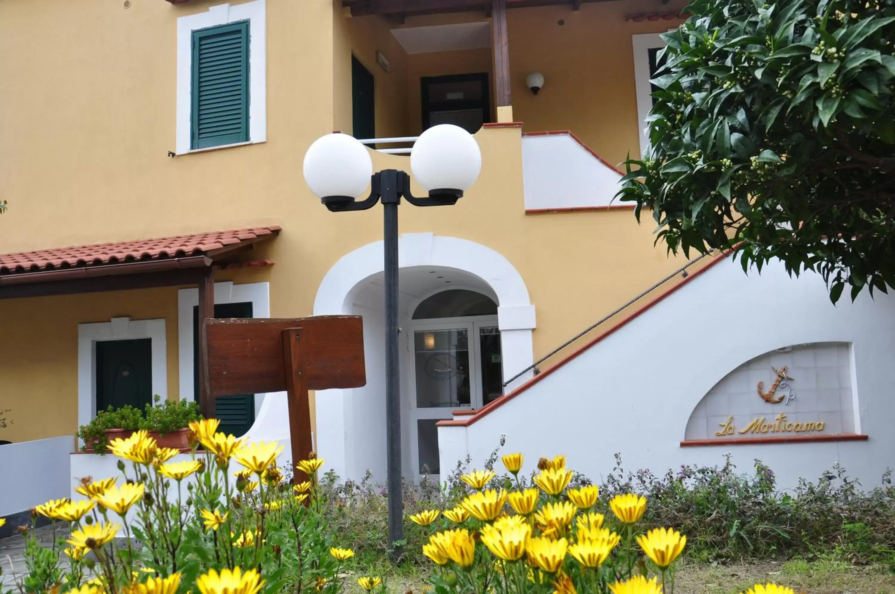 Facade/entrance, Property Building in Hotel La Marticana