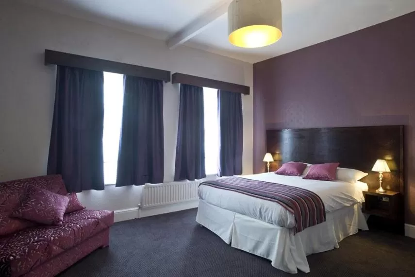Double Room in The Duke of Wellington Wetherspoon