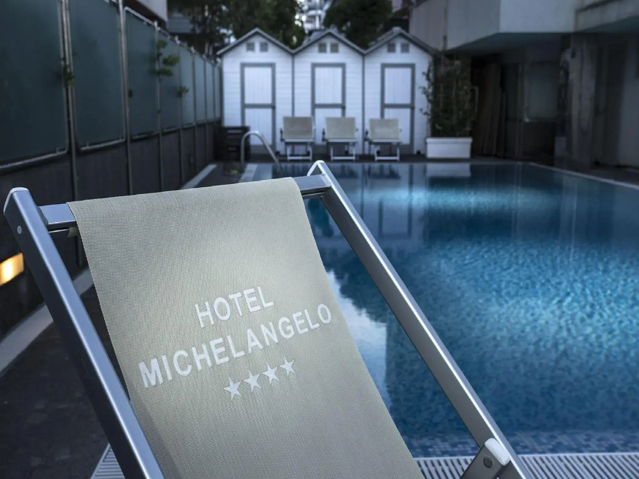 Swimming pool in Hotel Michelangelo