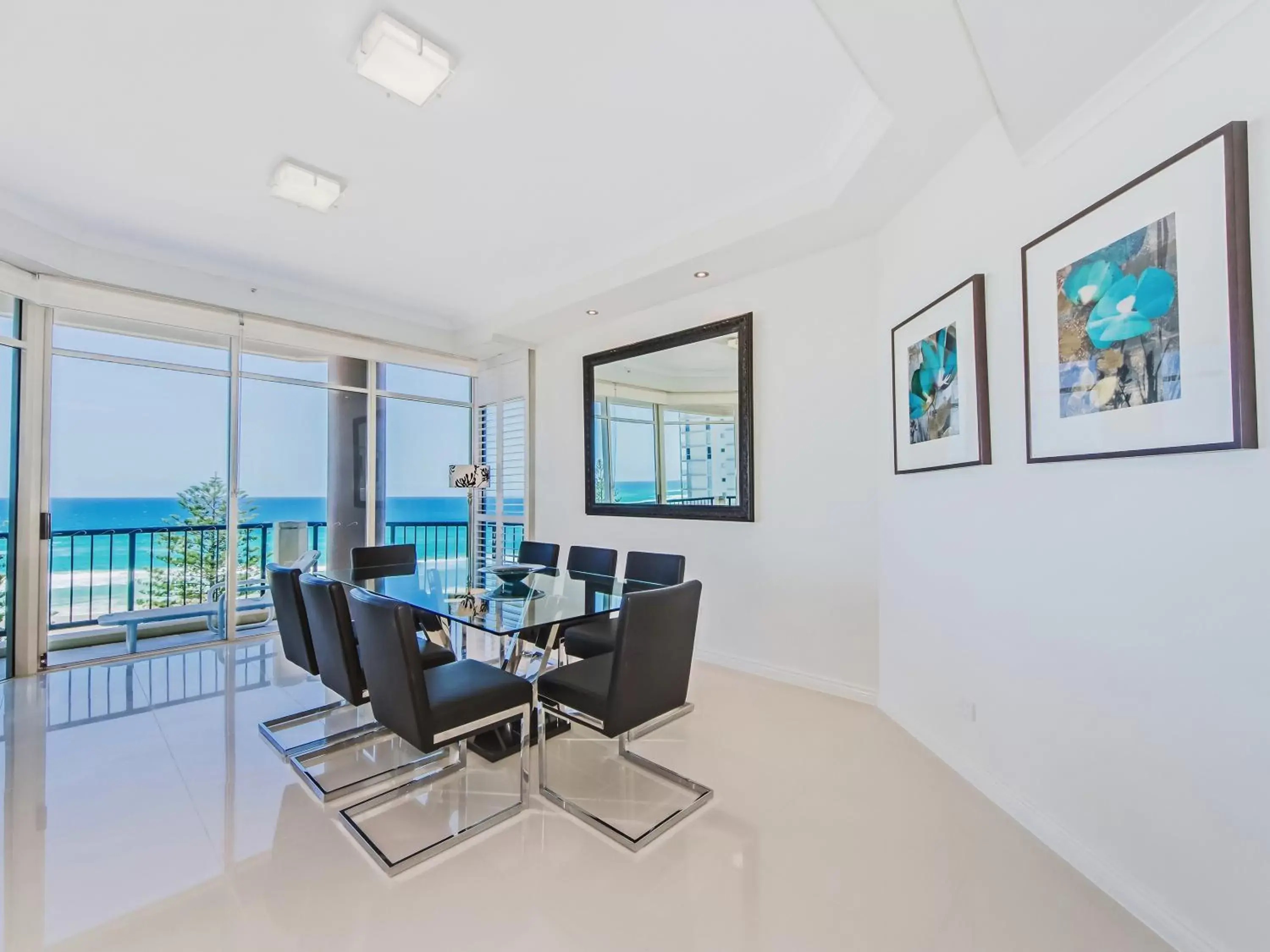 Dining area in Oceana On Broadbeach