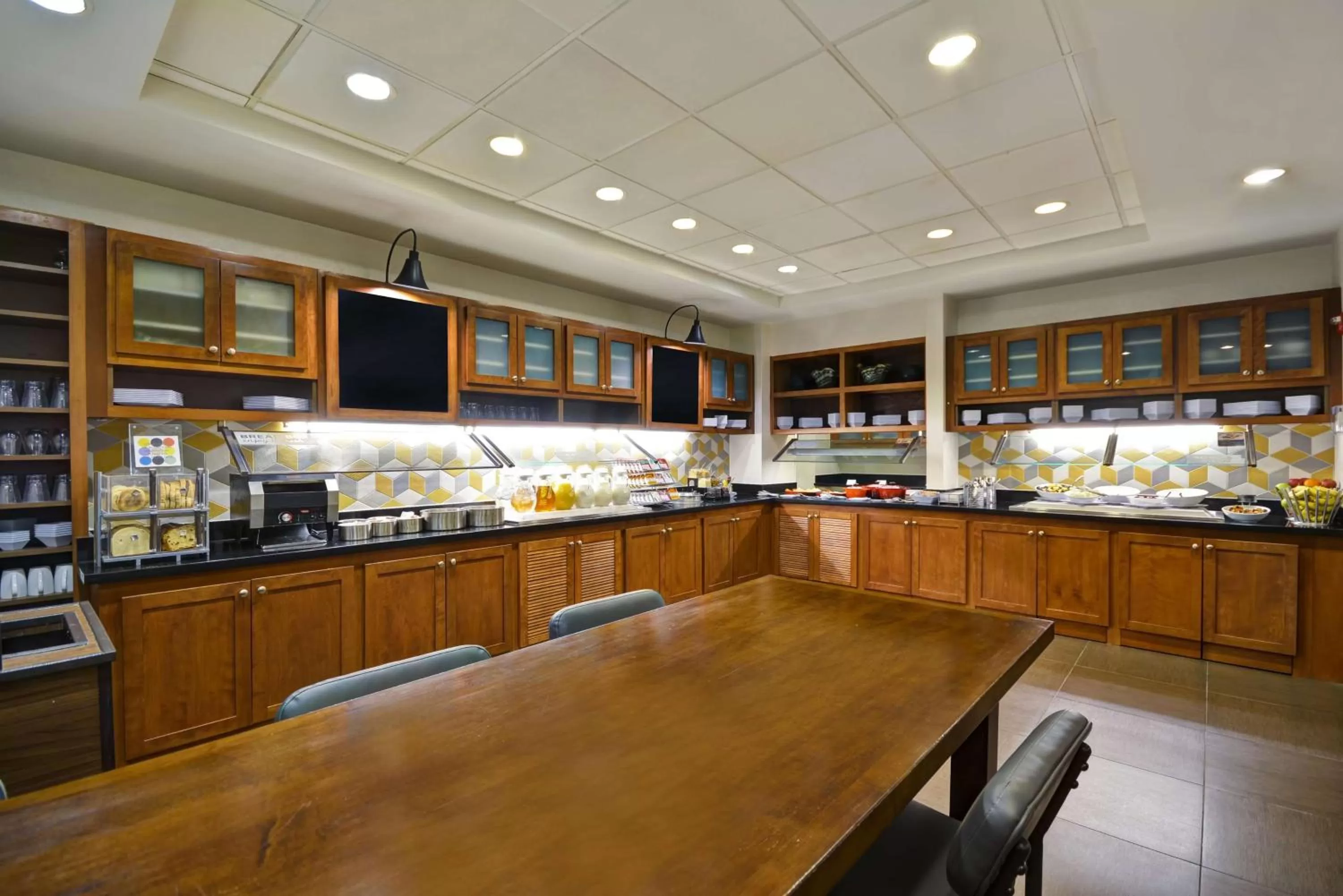 Restaurant/places to eat in Hyatt Place Columbus Worthington