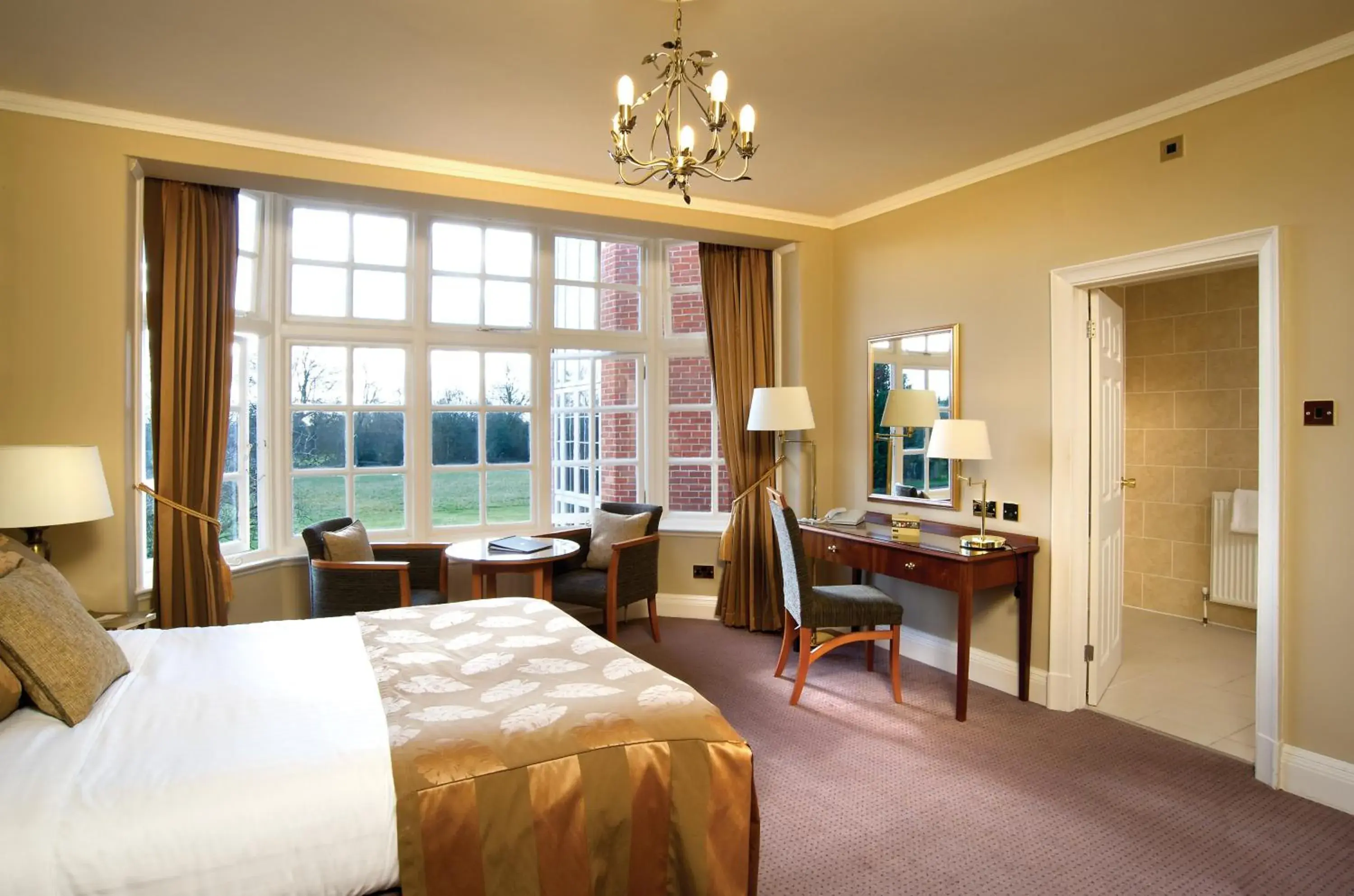 Bedroom in Grovefield House Hotel