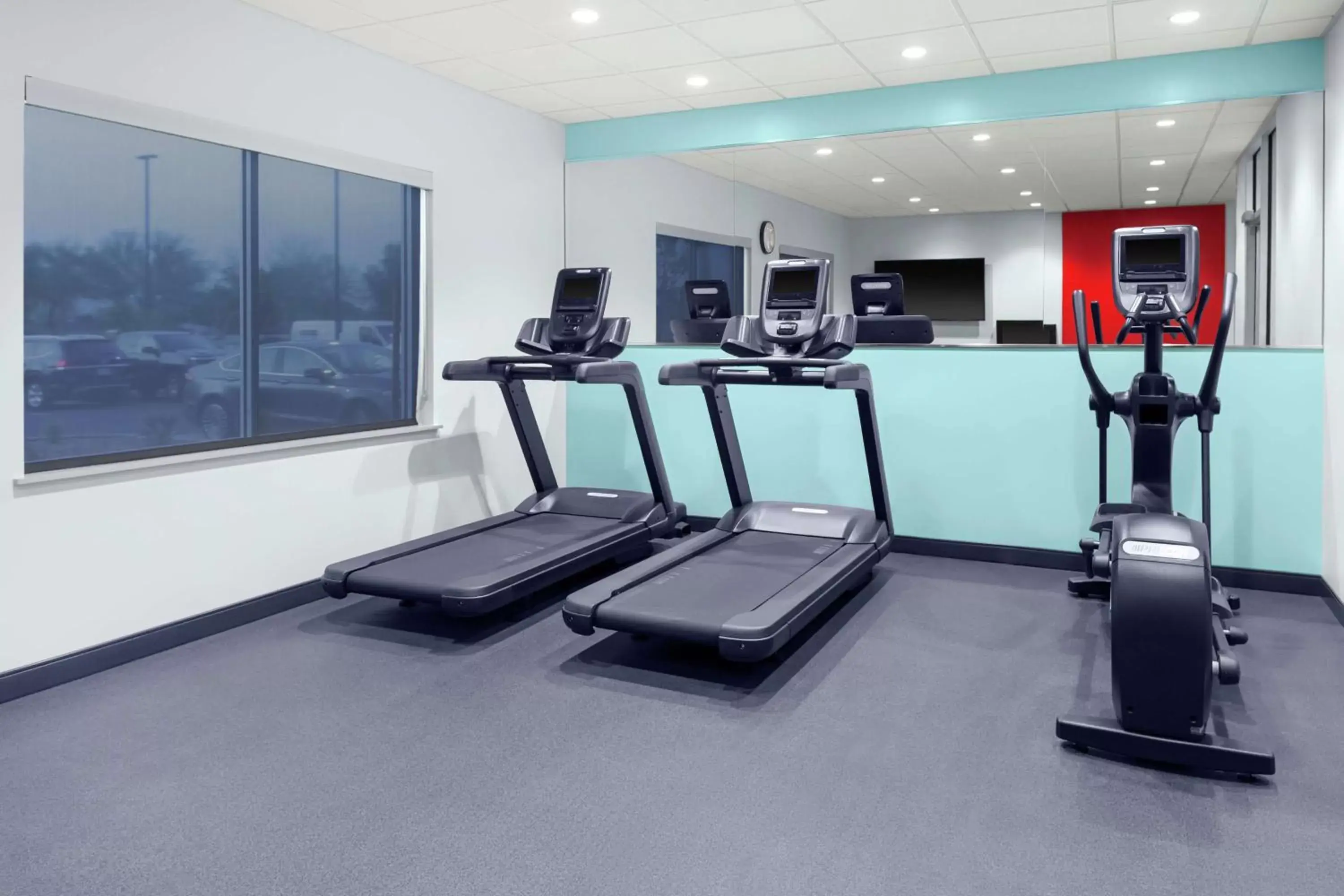 Fitness centre/facilities, Fitness Center/Facilities in Tru By Hilton Gilbert