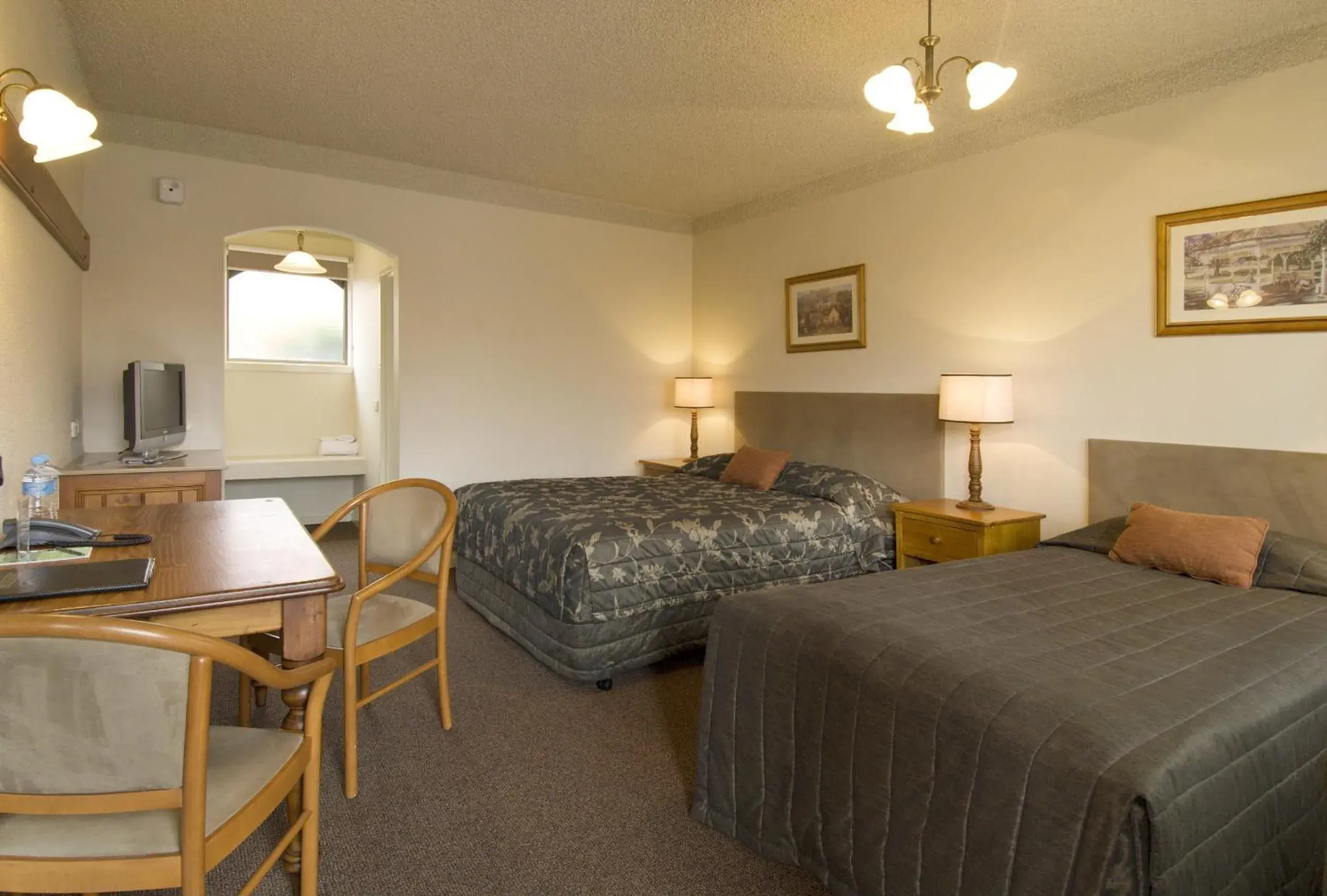 Bedroom, Bed in Hotel Bruce County