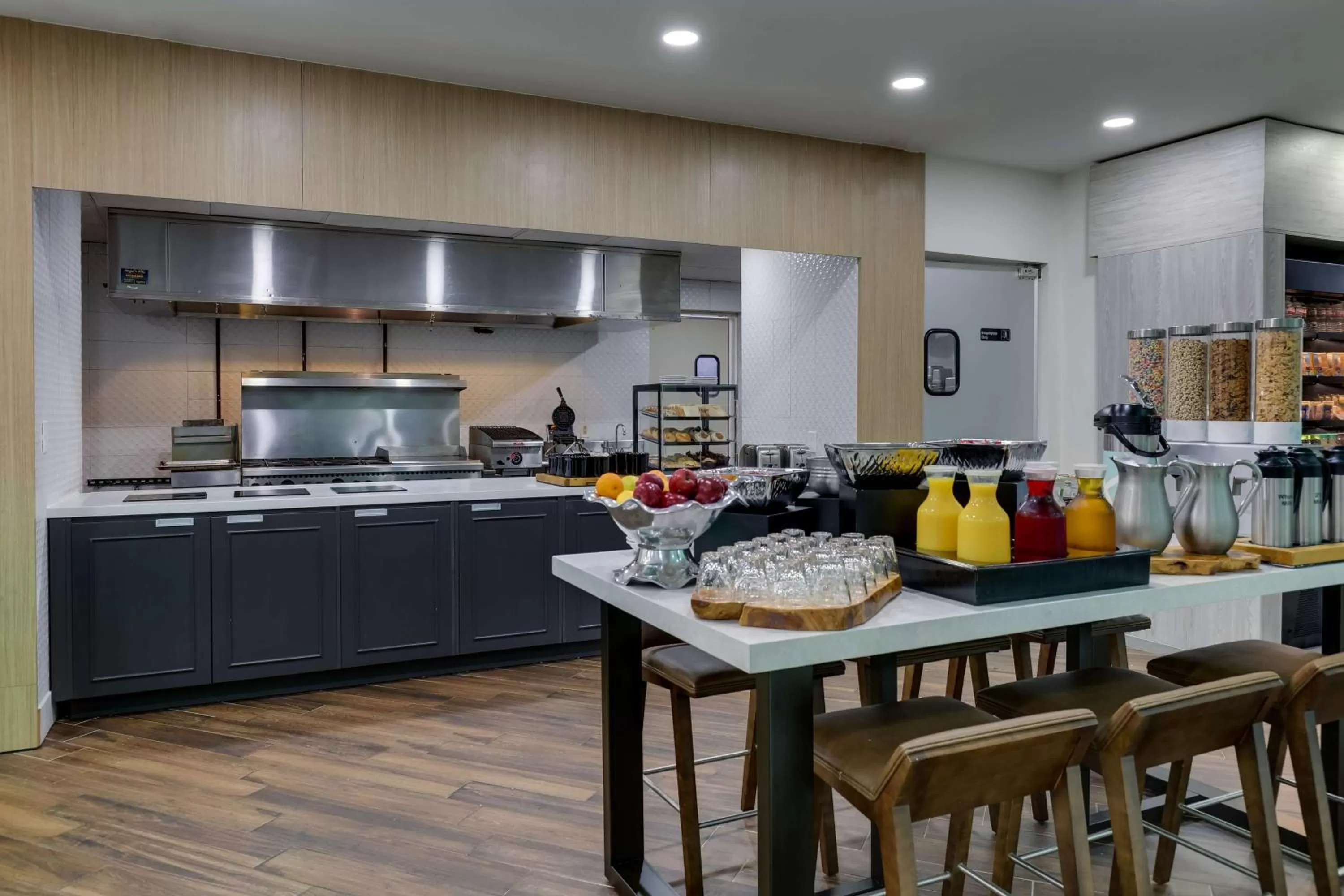 Restaurant/places to eat in Hilton Garden Inn Fort Worth/Fossil Creek