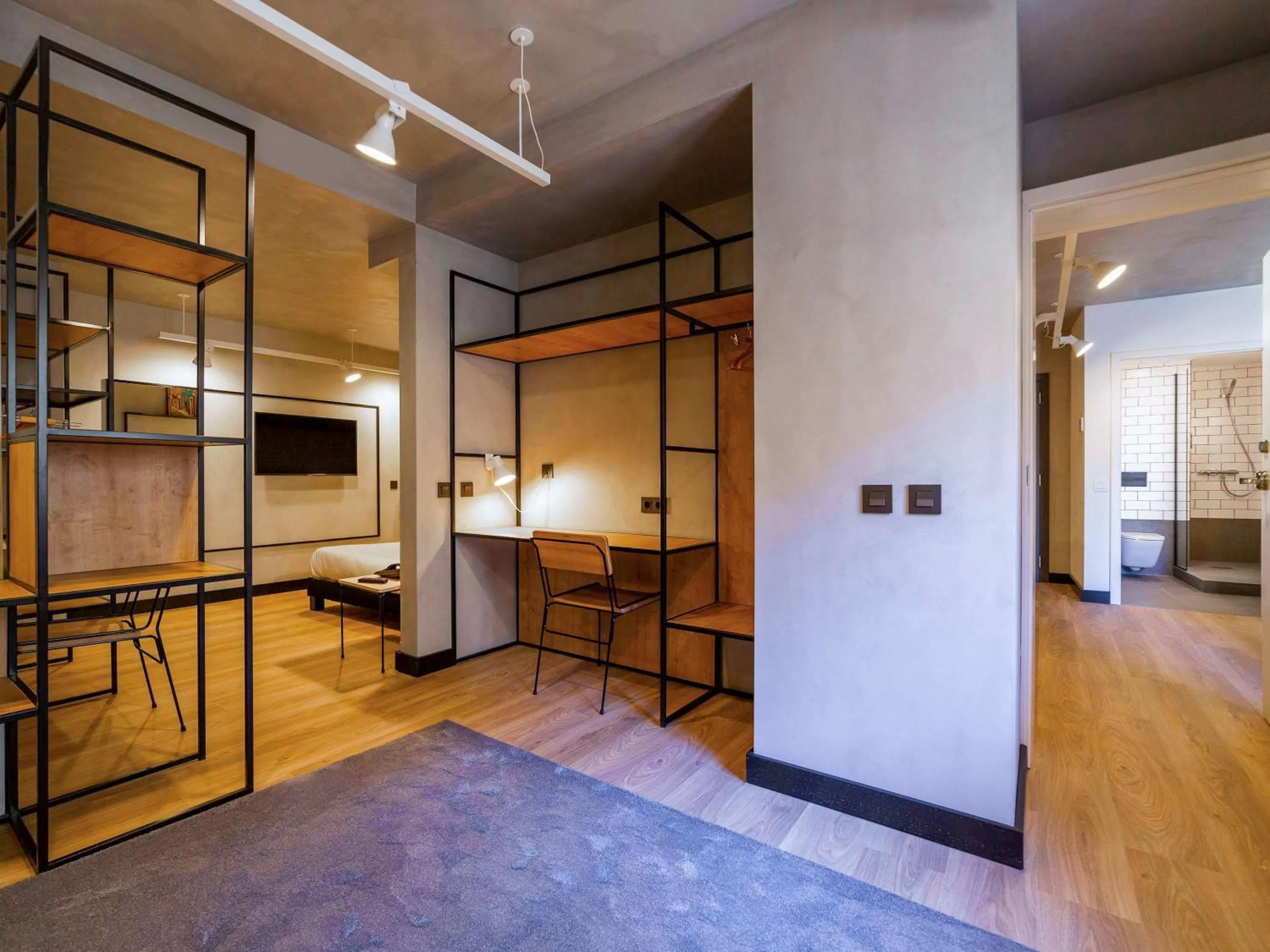 Photo of the whole room, Bed in ibis Porto Centro Mercado Bolhao