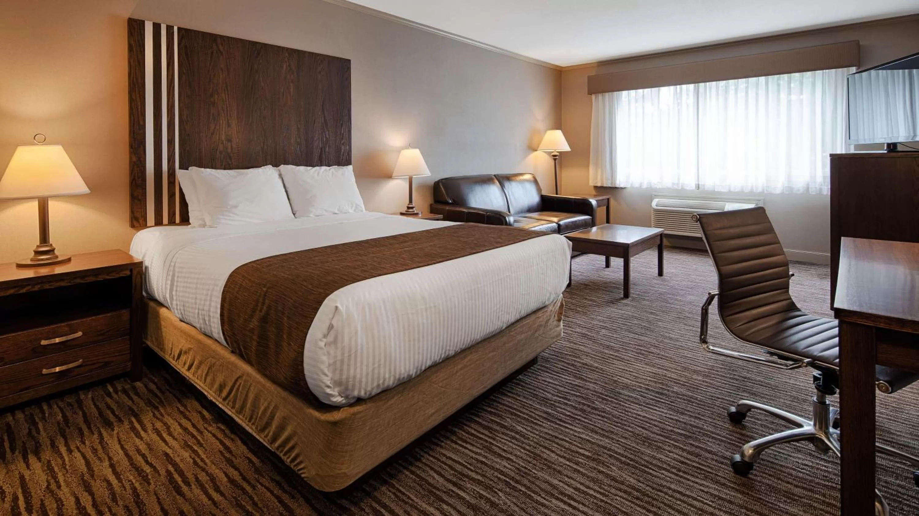 Photo of the whole room, Bed in Best Western Mountainview Inn