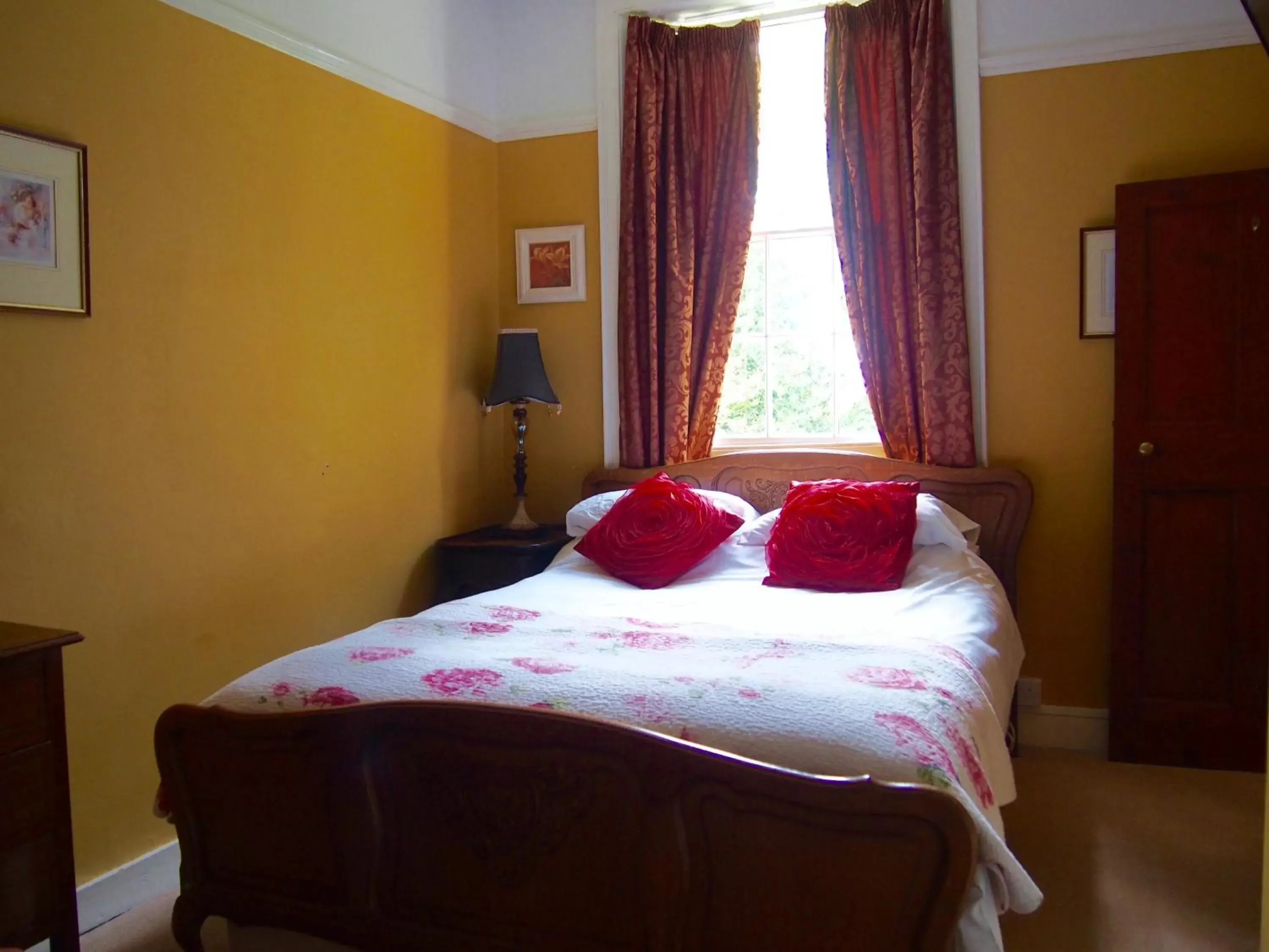 Double Room in Wrangham House Double Room in Wrangham House