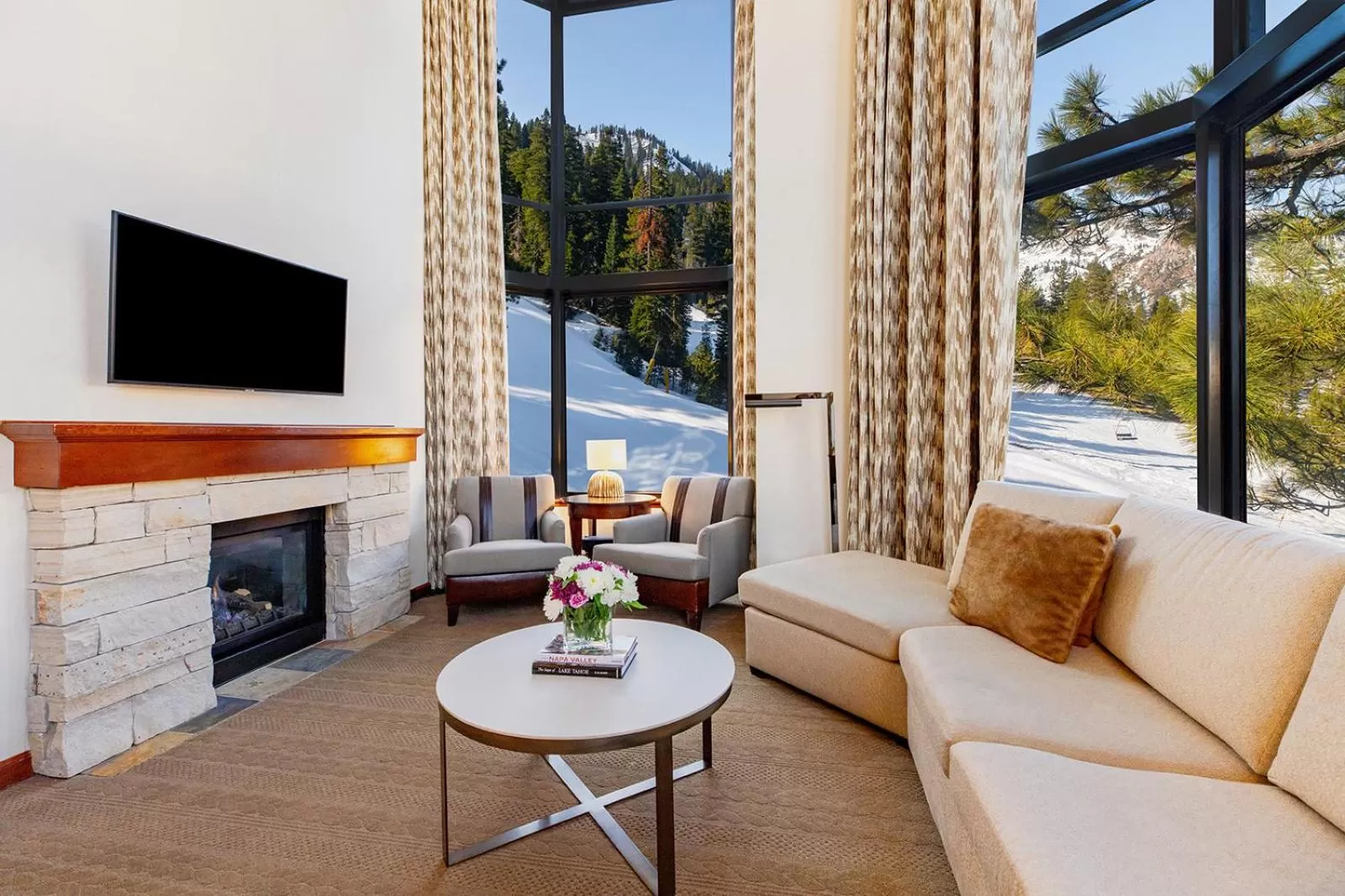 Everline Resort and Spa, Lake Tahoe