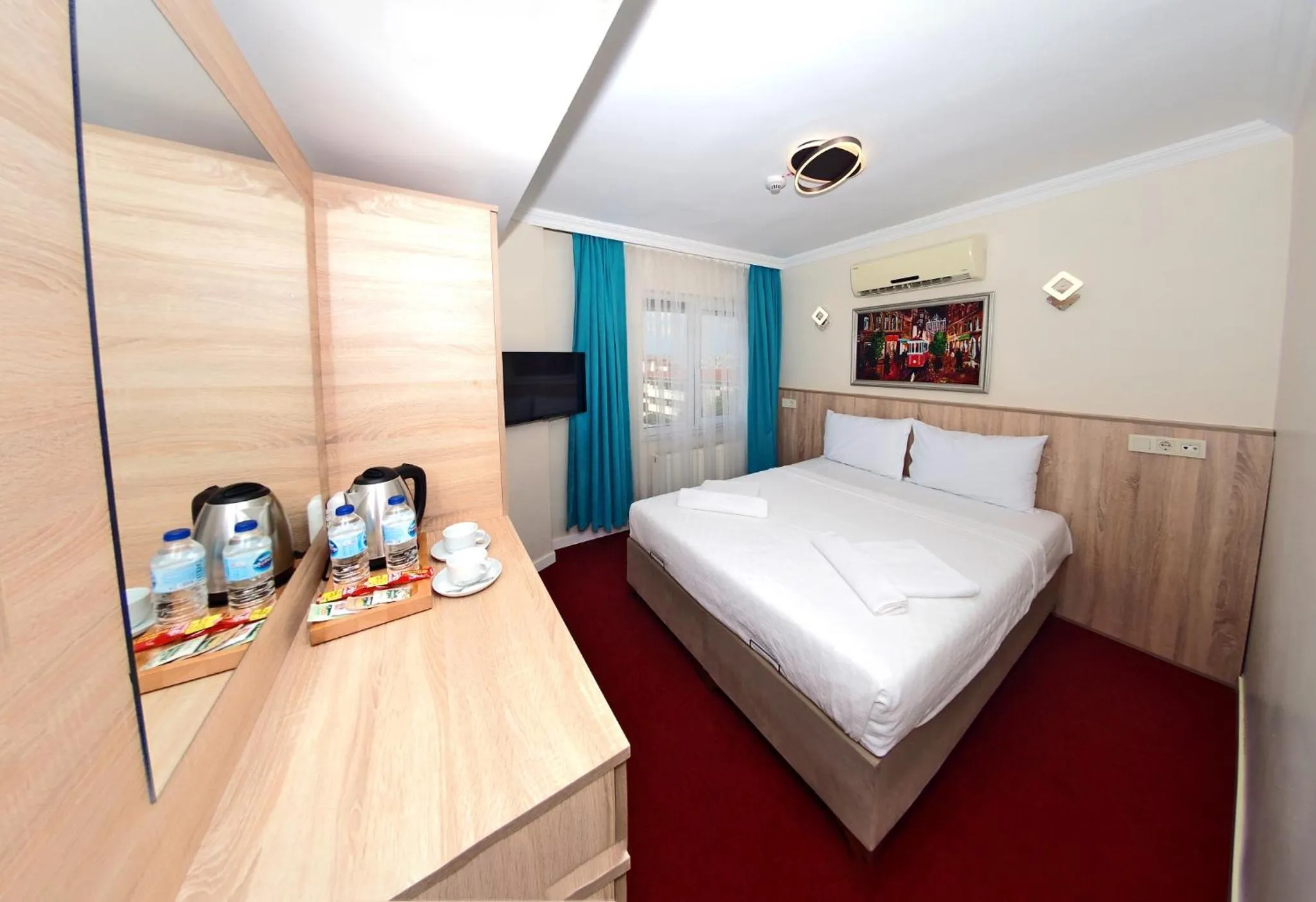 Photo of the whole room in Le Safran Palace Hotel