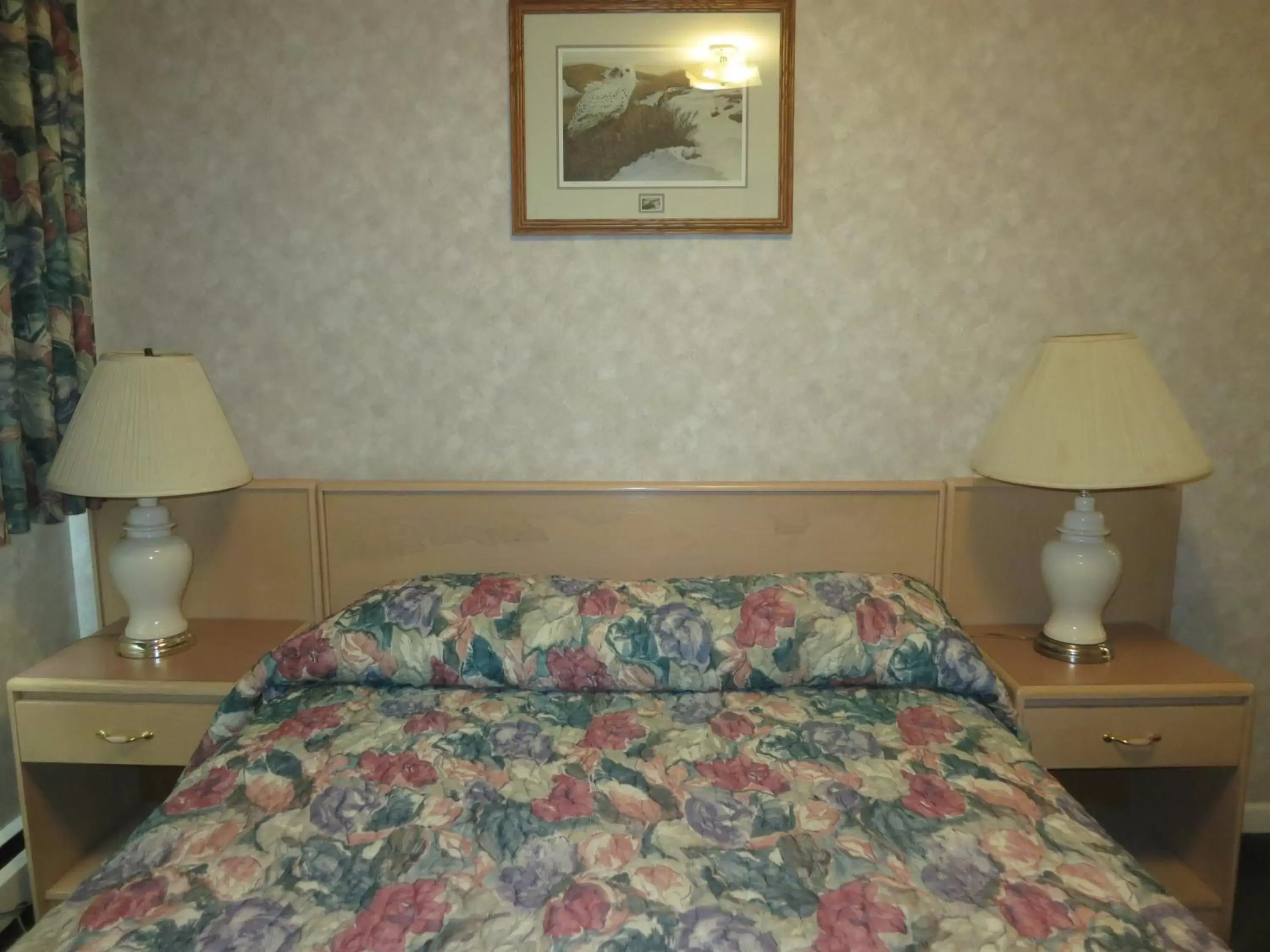 Bed in Tropicana Suite Hotel