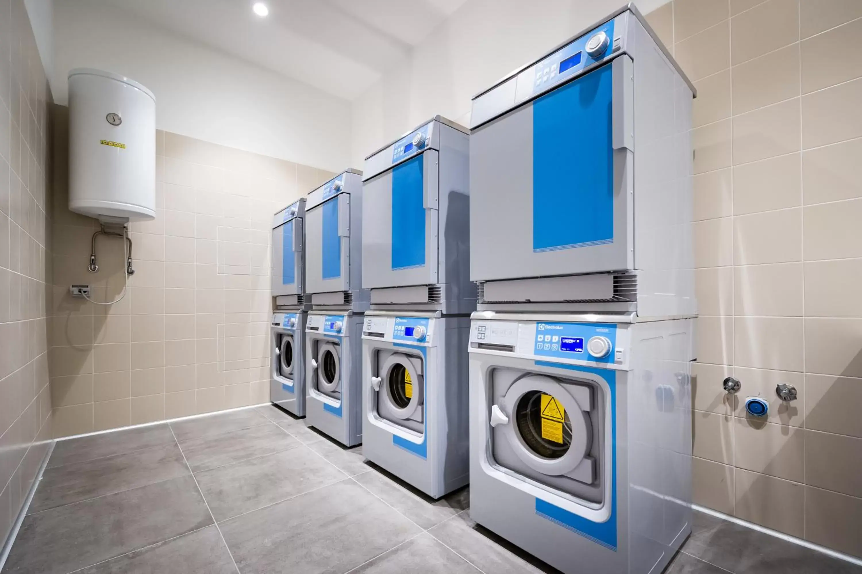 washing machine in Staycity Aparthotels Venice Mestre