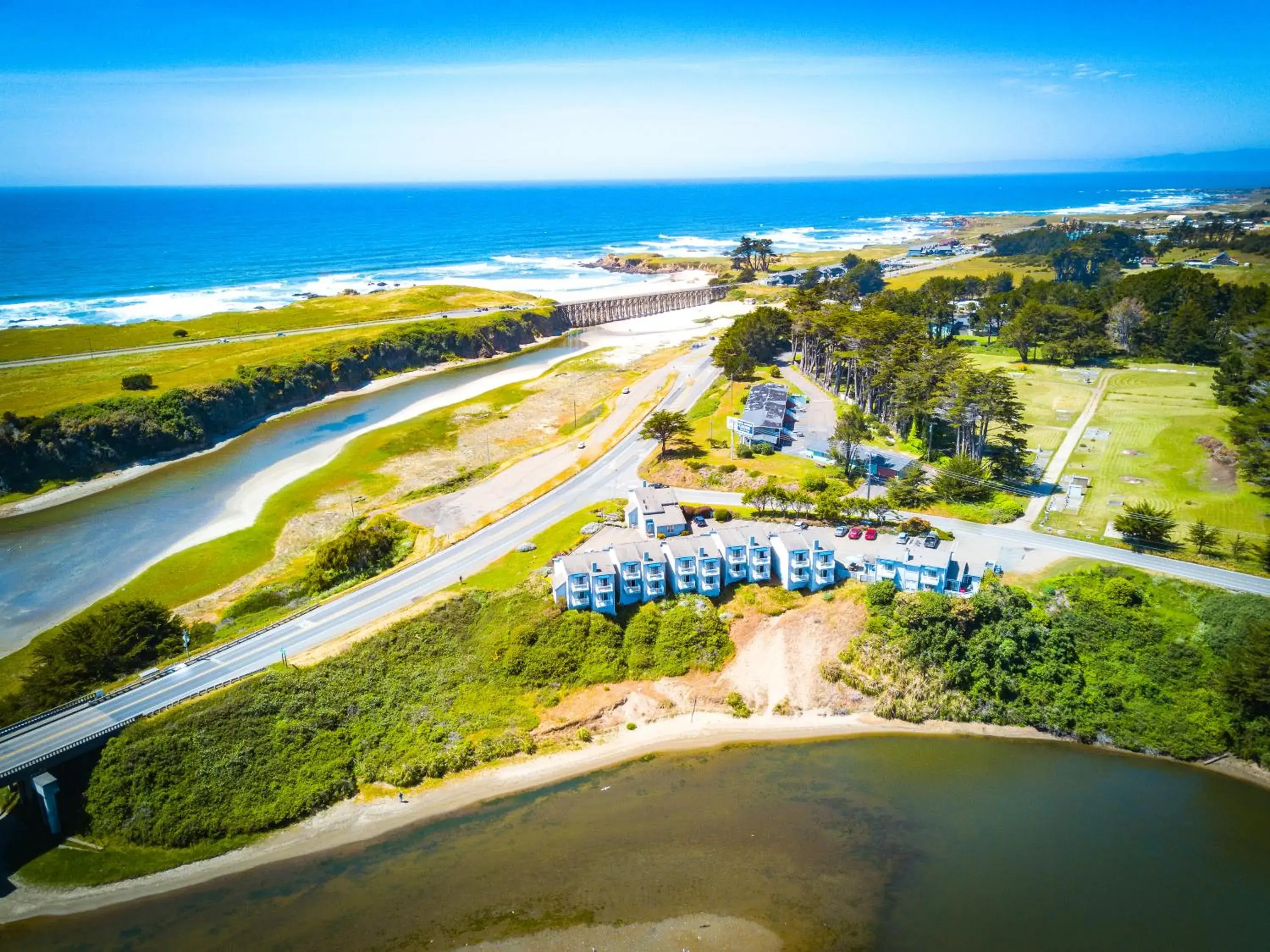 Property building, Bird's-eye View in The Beach House Inn