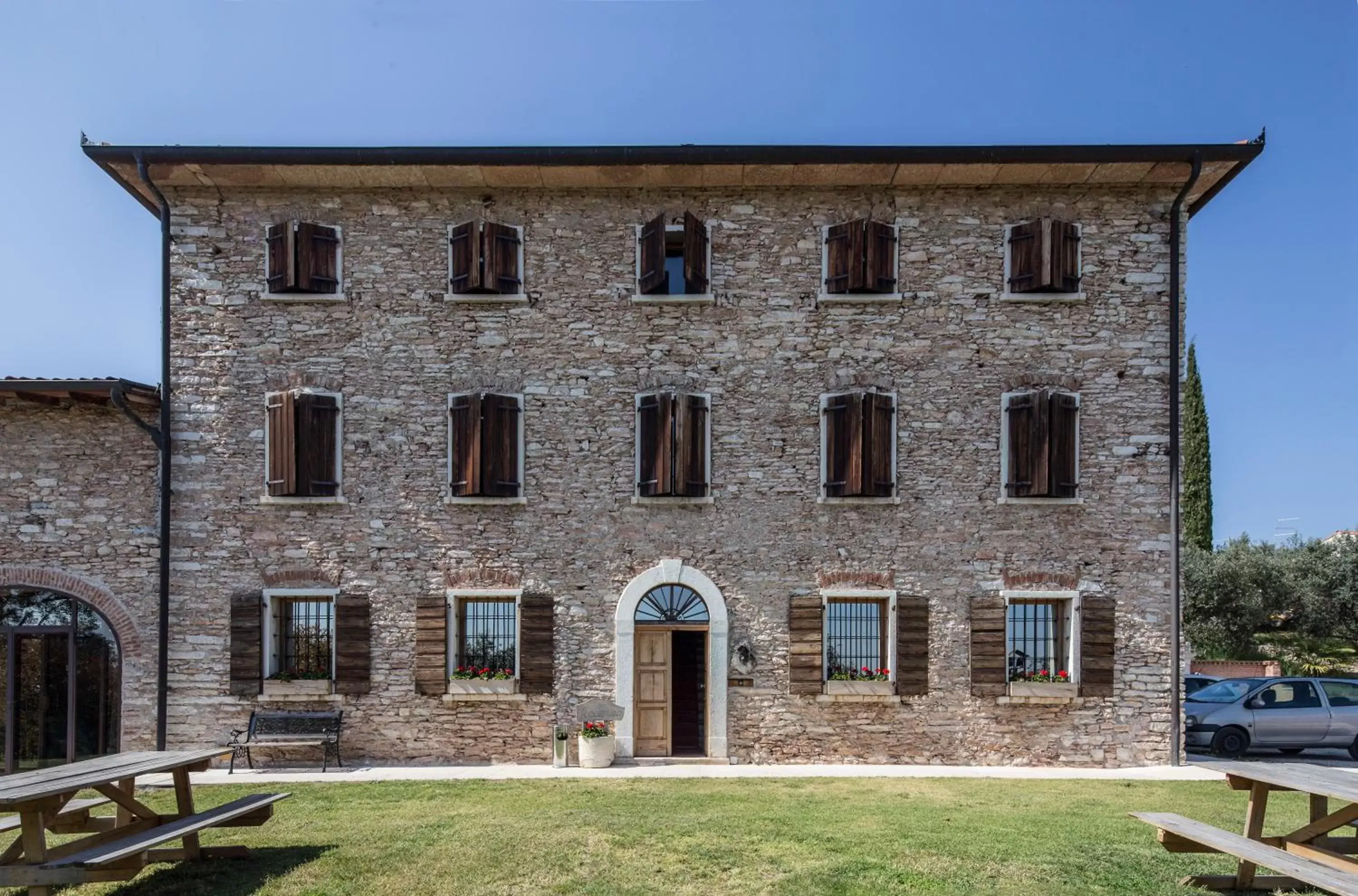 Facade/entrance, Property Building in Costa degli Ulivi