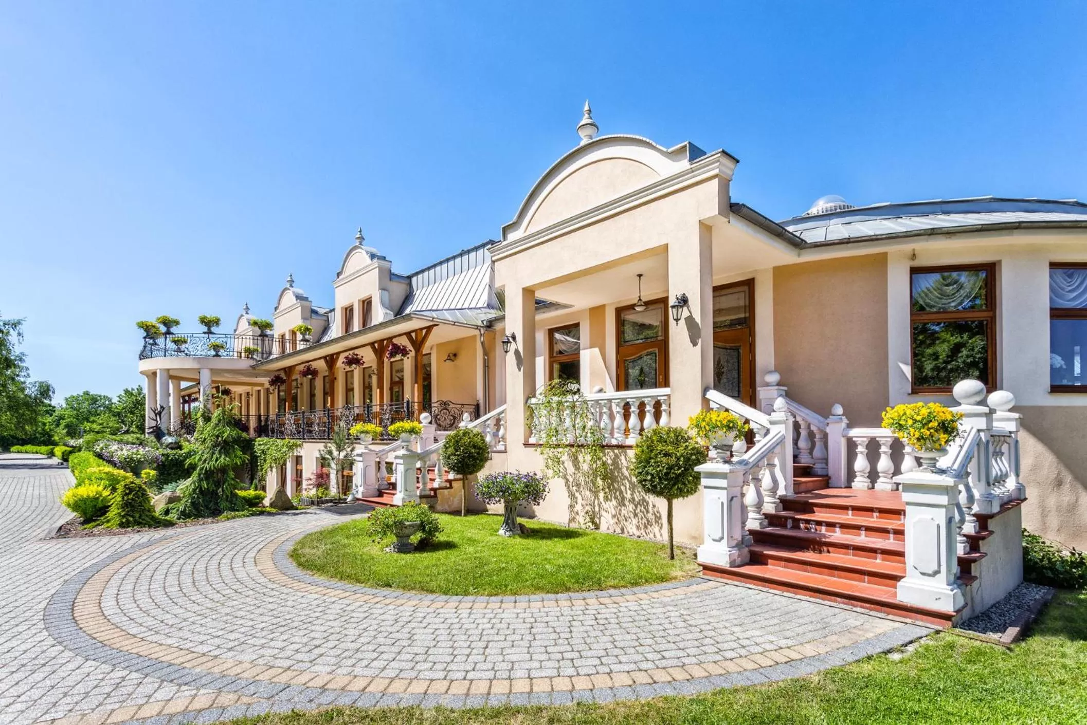 Leśna Perła - Restauracja i Pokoje Hotelowe