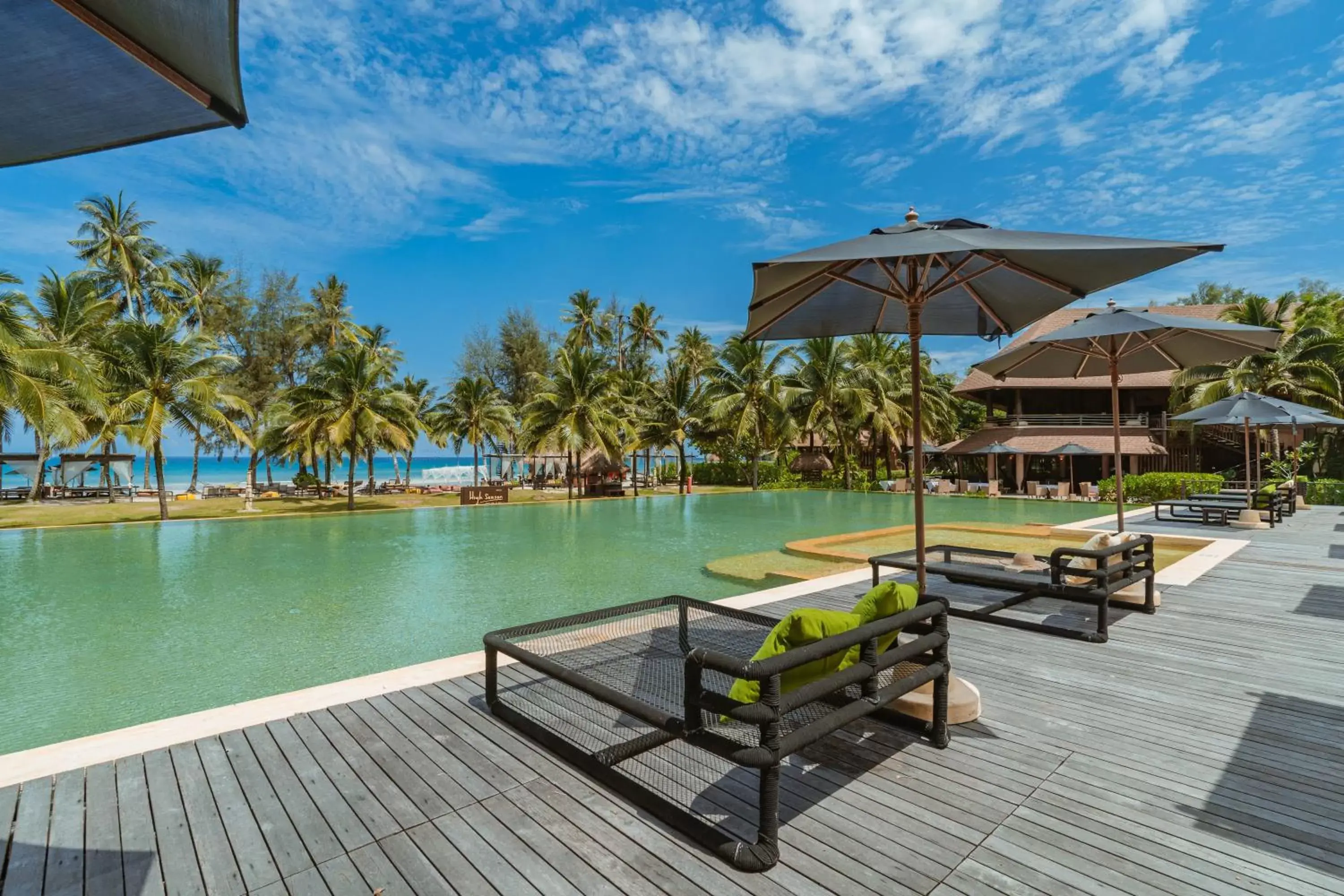 Sea view in High Season Pool Villa & Spa Sea view in High Season Pool Villa & Spa